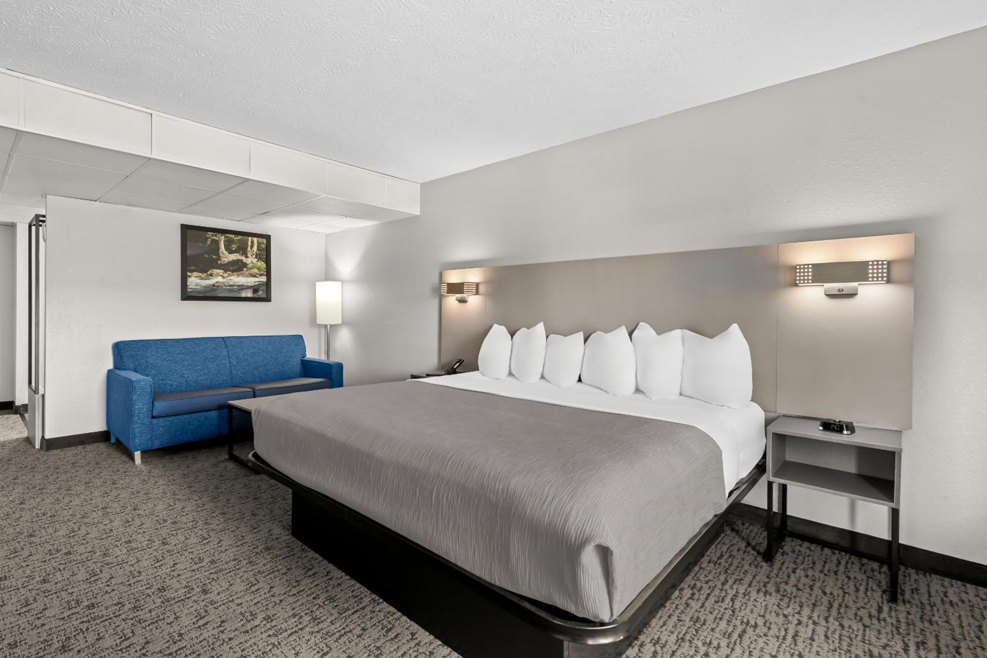Quality & At Dollywood Lane Hotel Pigeon Forge