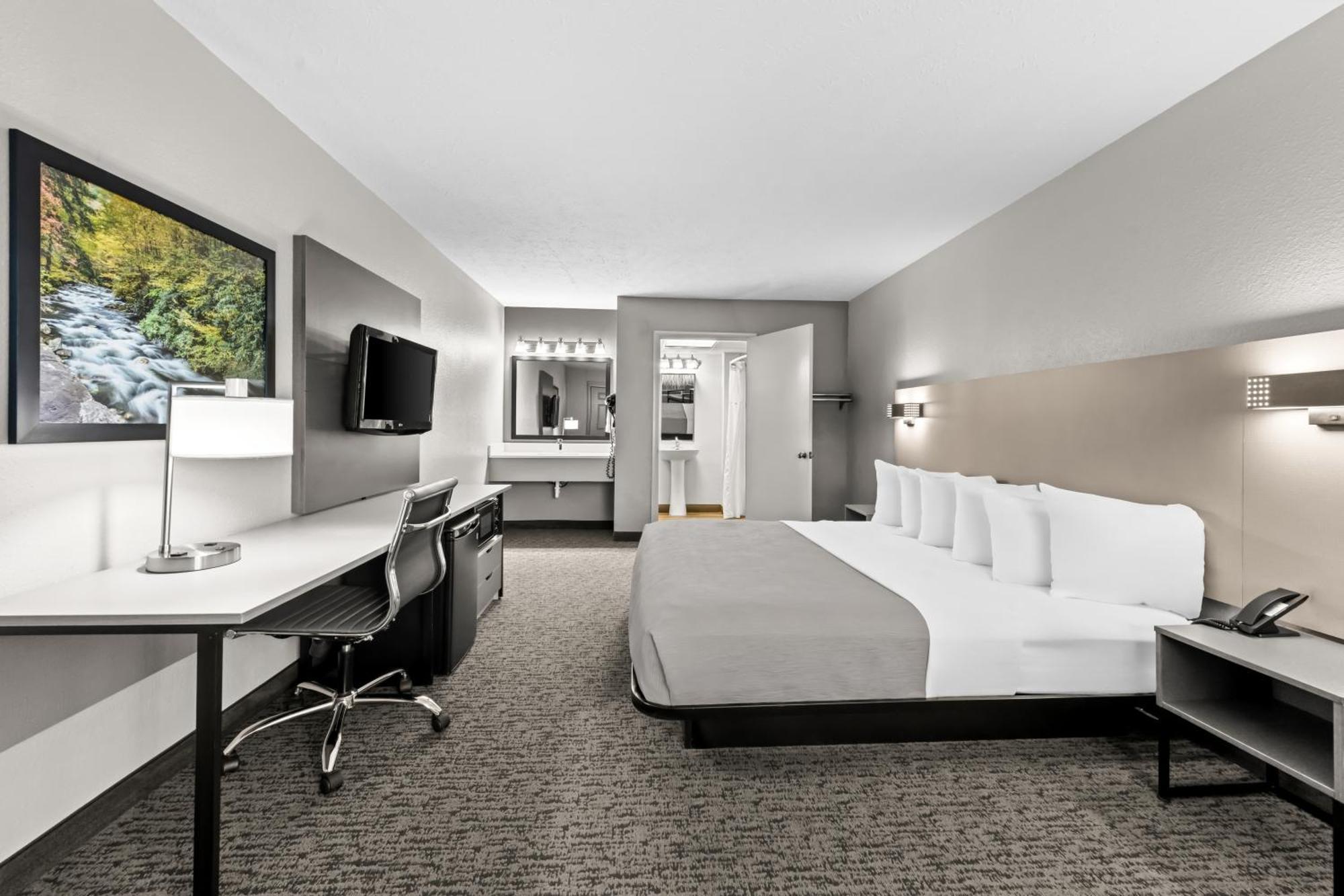 Quality & At Dollywood Lane Hotel Pigeon Forge