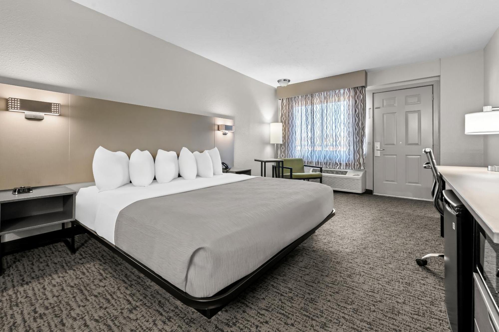 Quality & At Dollywood Lane