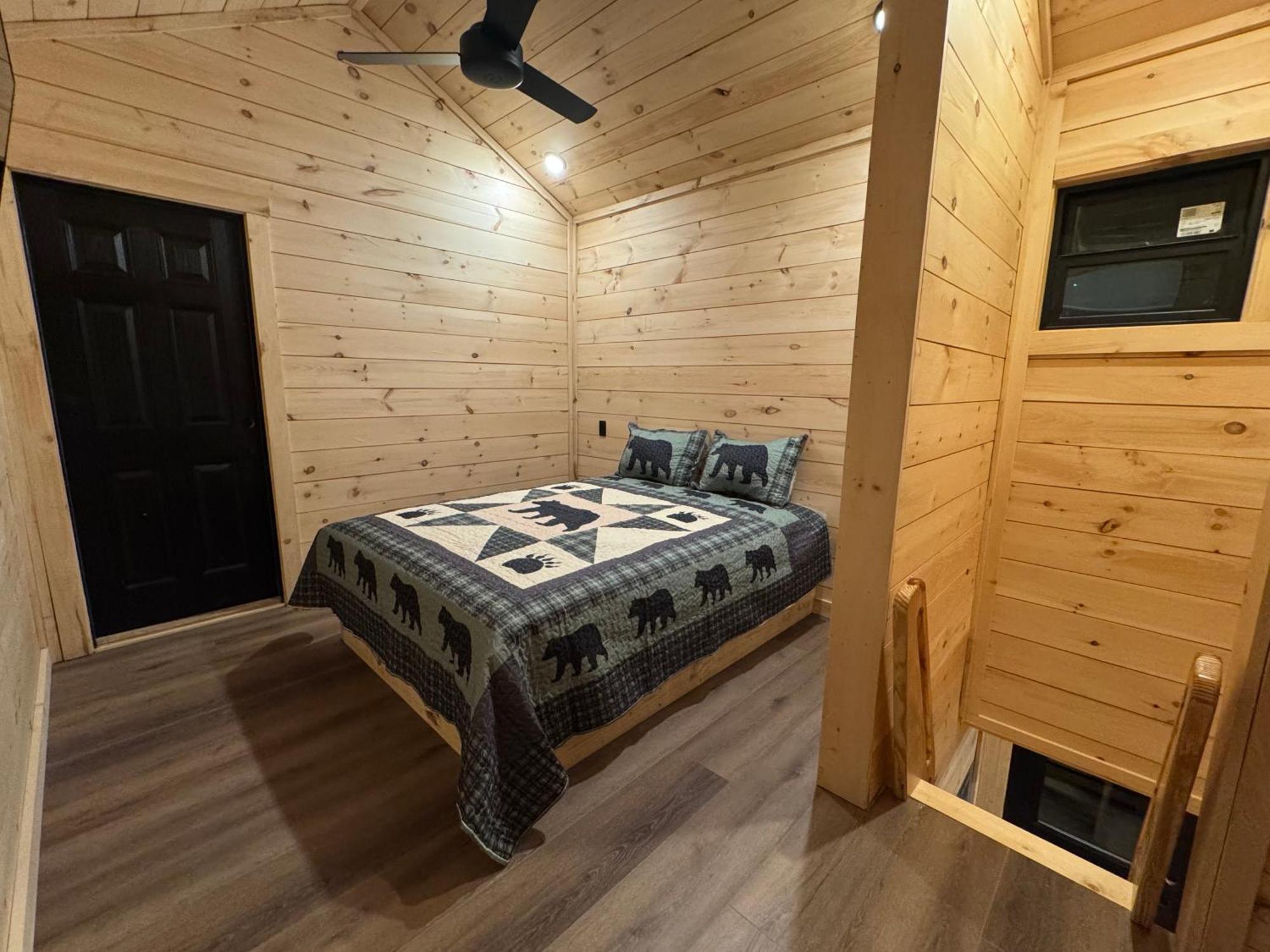 Treelodges By Little Forge * Pigeon Forge