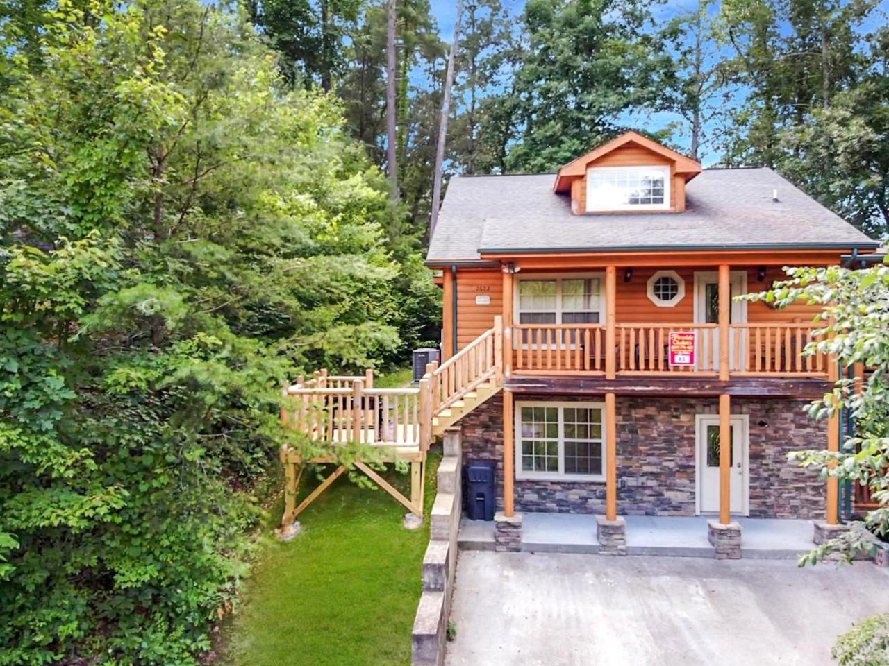 Timber Tree Chalet *
