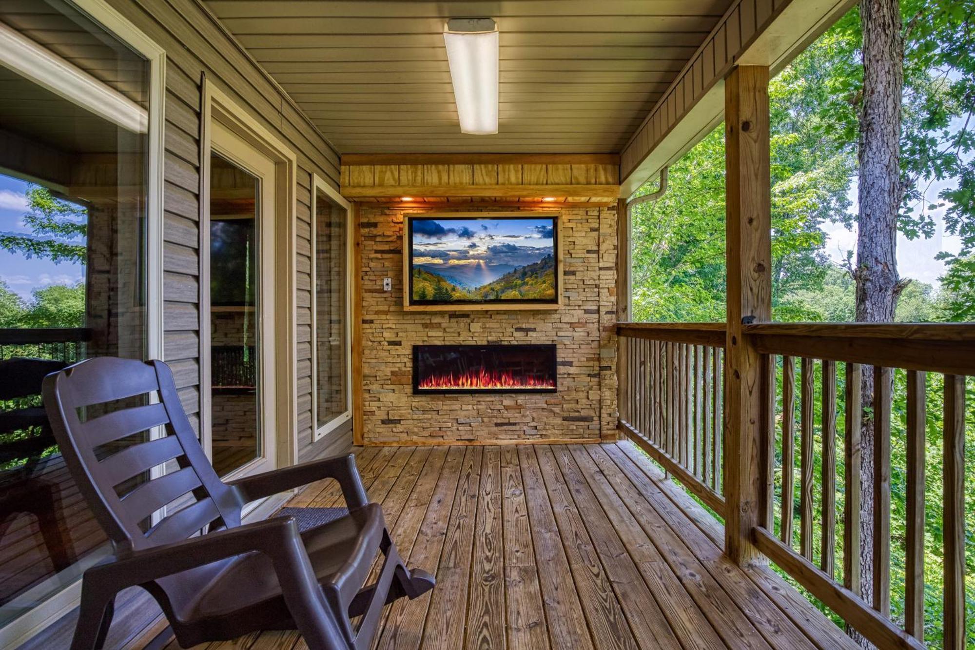 The Vicinity * Pigeon Forge