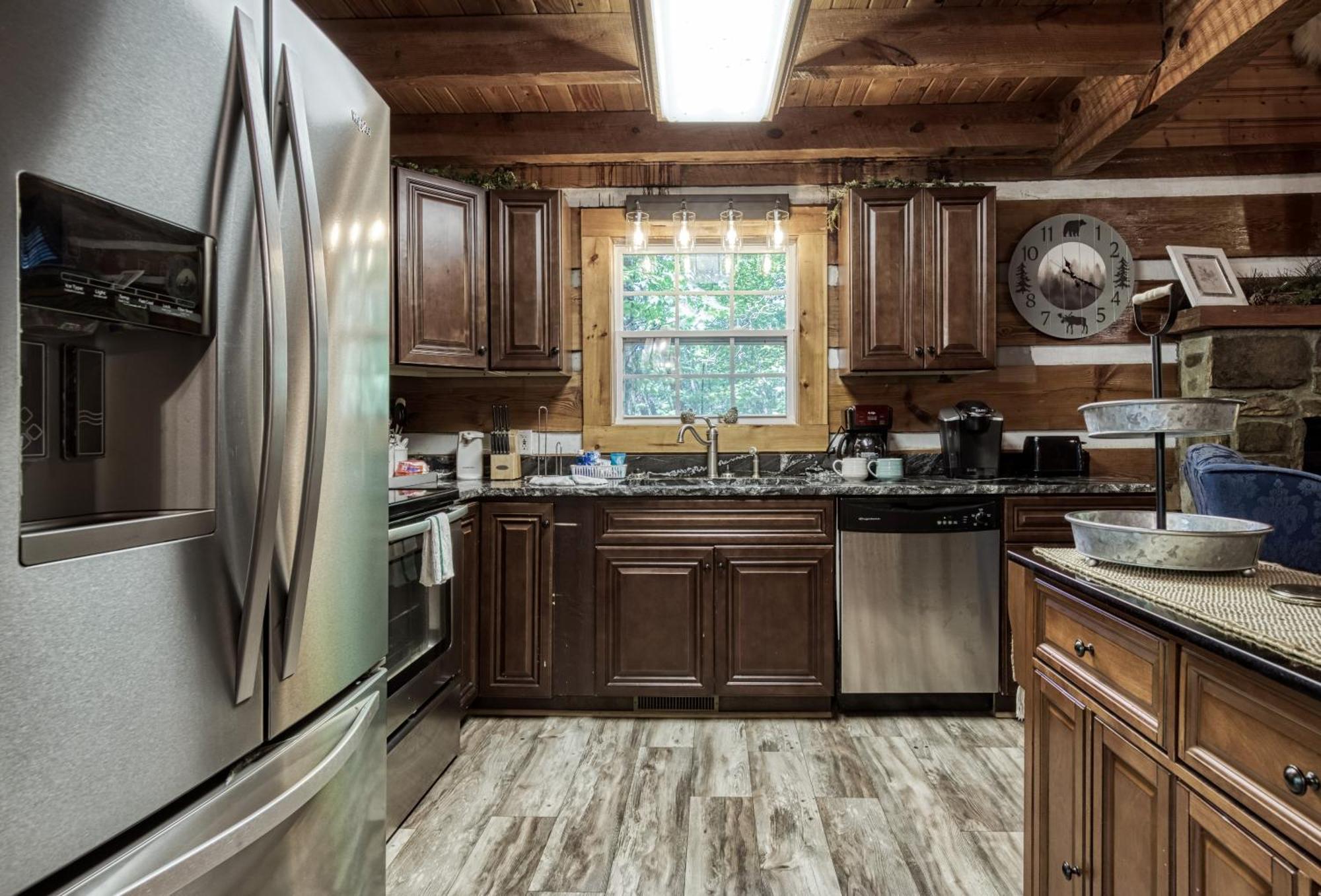 Holiday home Whispering Winds Pigeon Forge