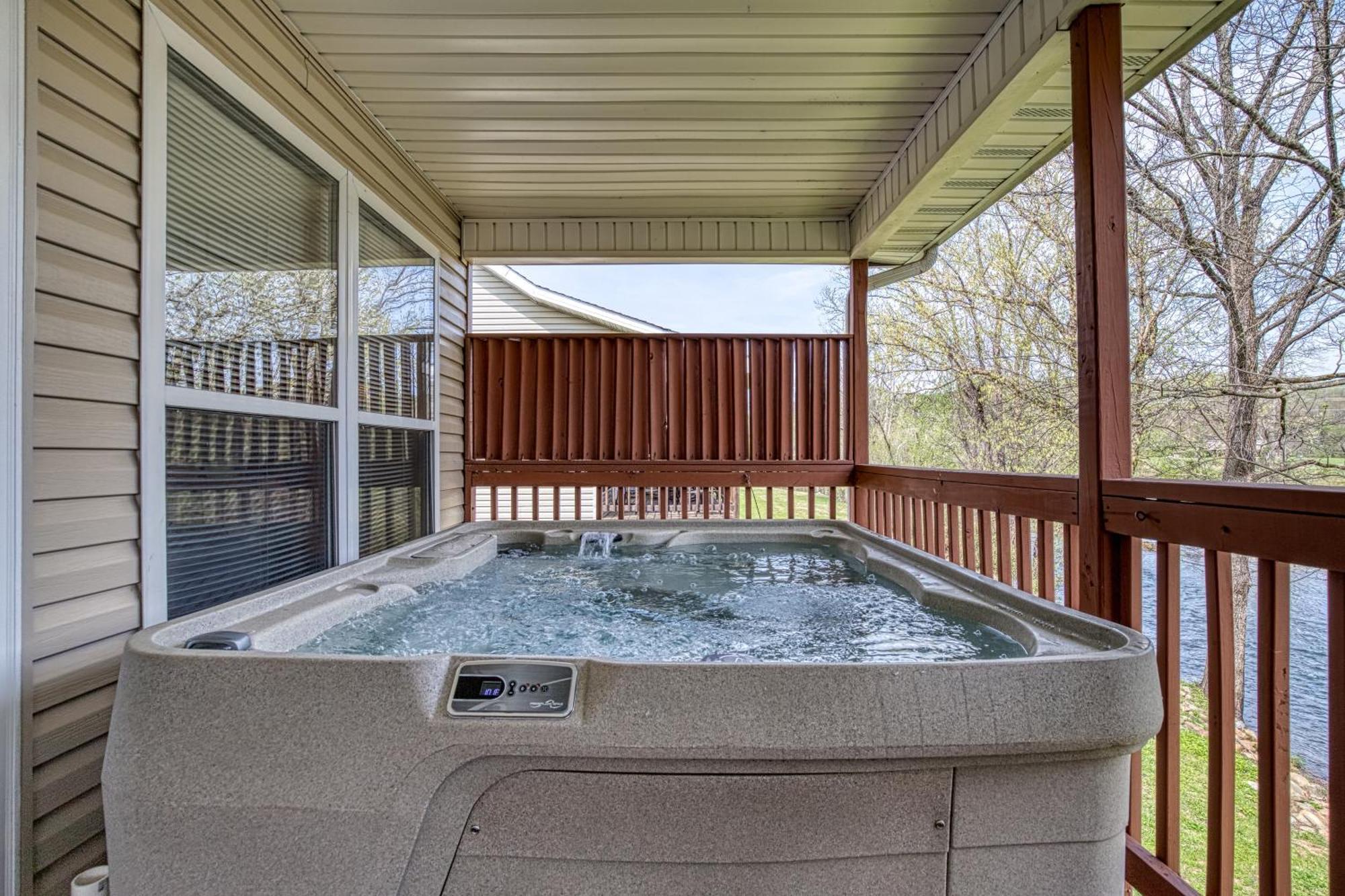 Grand River Canyon Chalet *