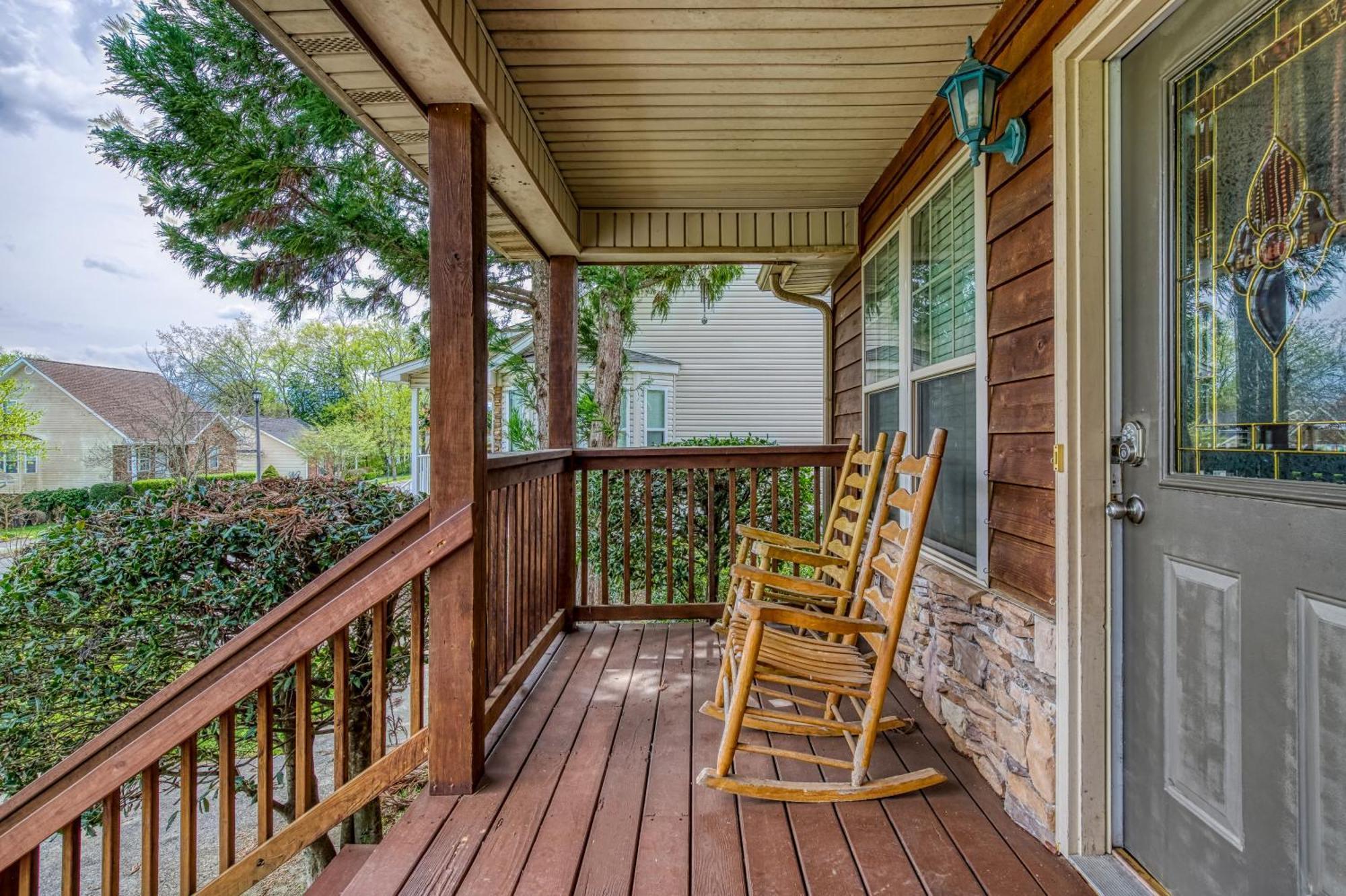 Whispering River Chalet Pigeon Forge
