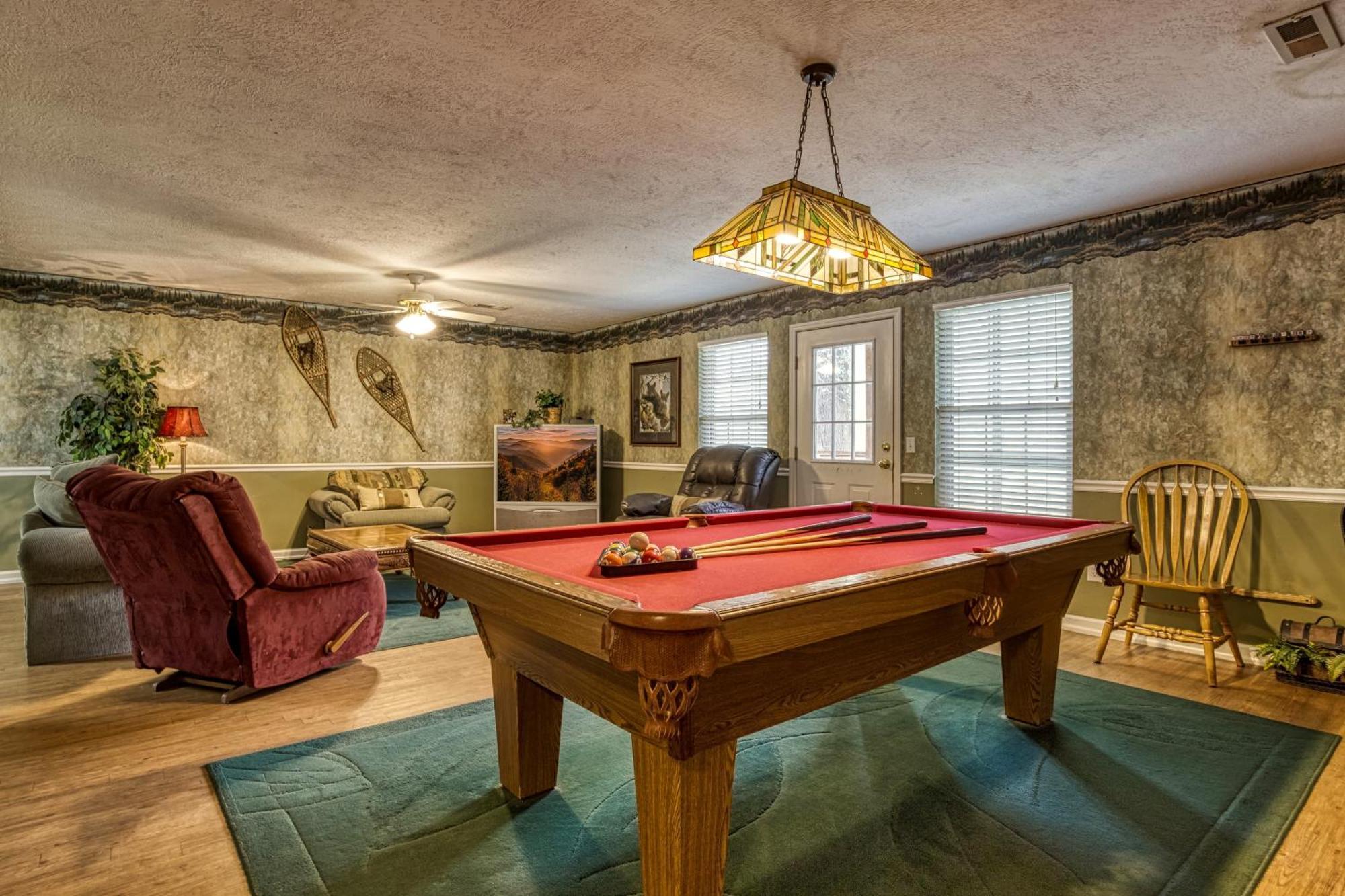 Whispering River Chalet