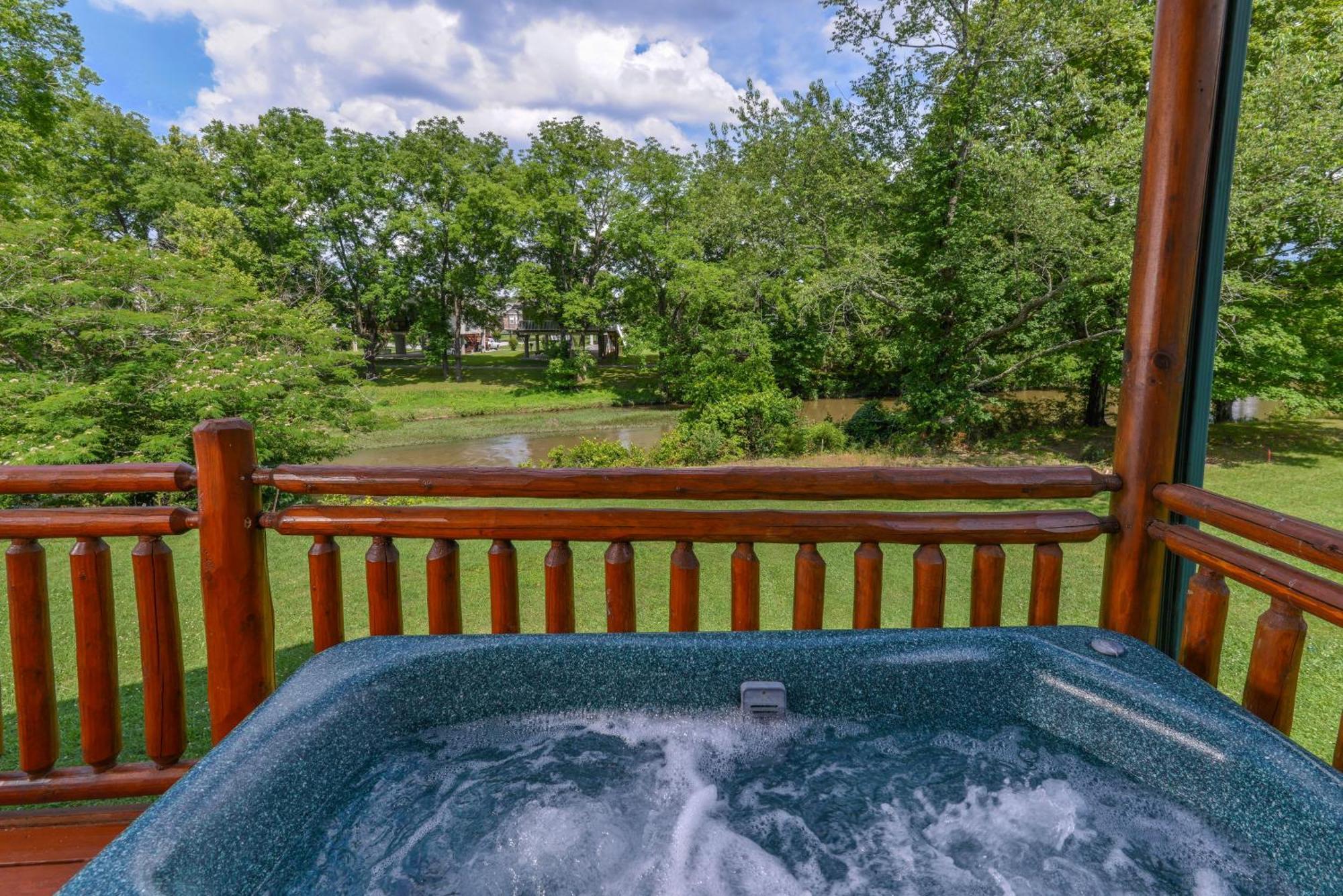 River Holiday home Pigeon Forge
