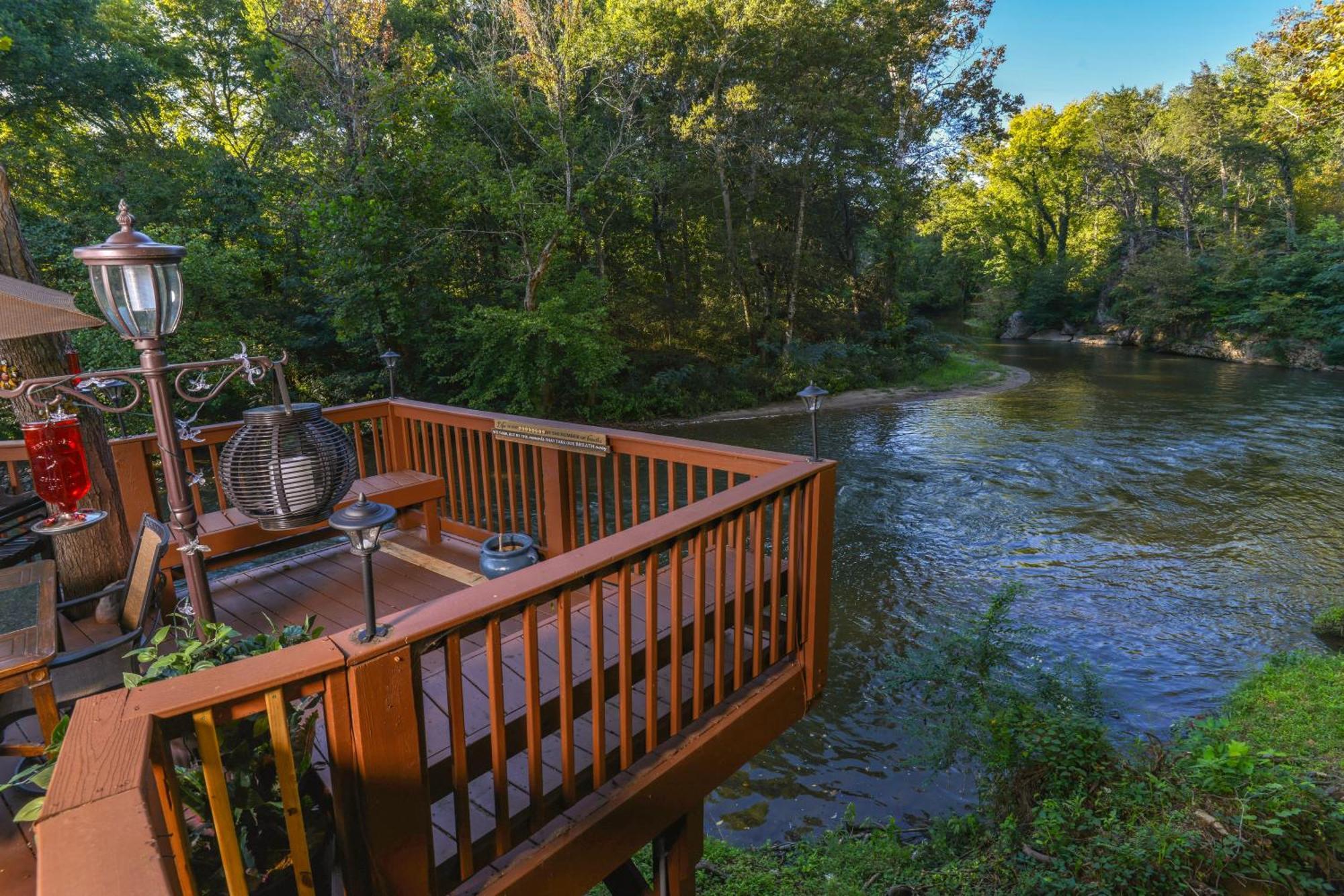 Crystal Waters Holiday home
