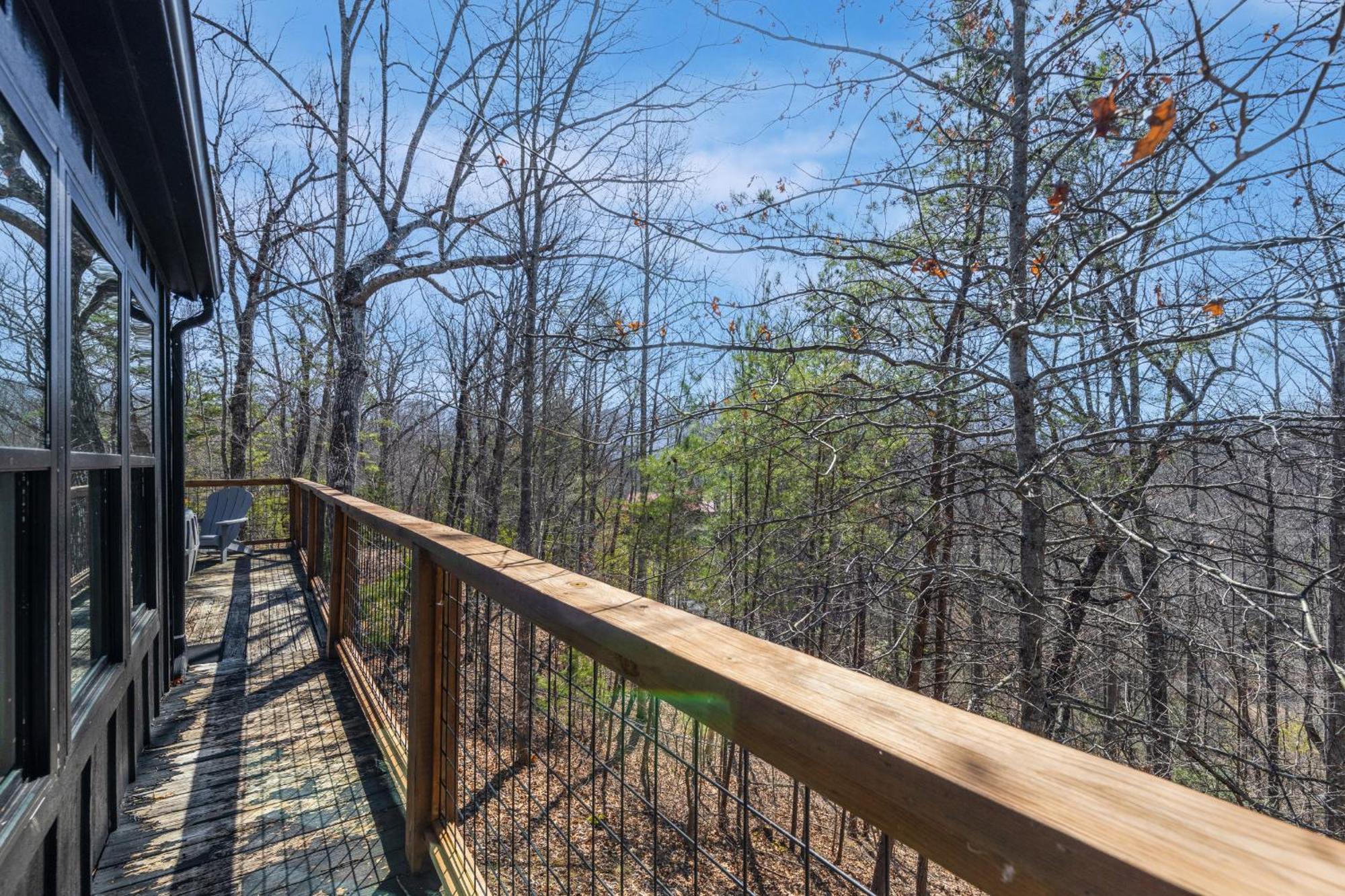 Modern Mountain Hideaway-secluded, Close To Town Holiday home