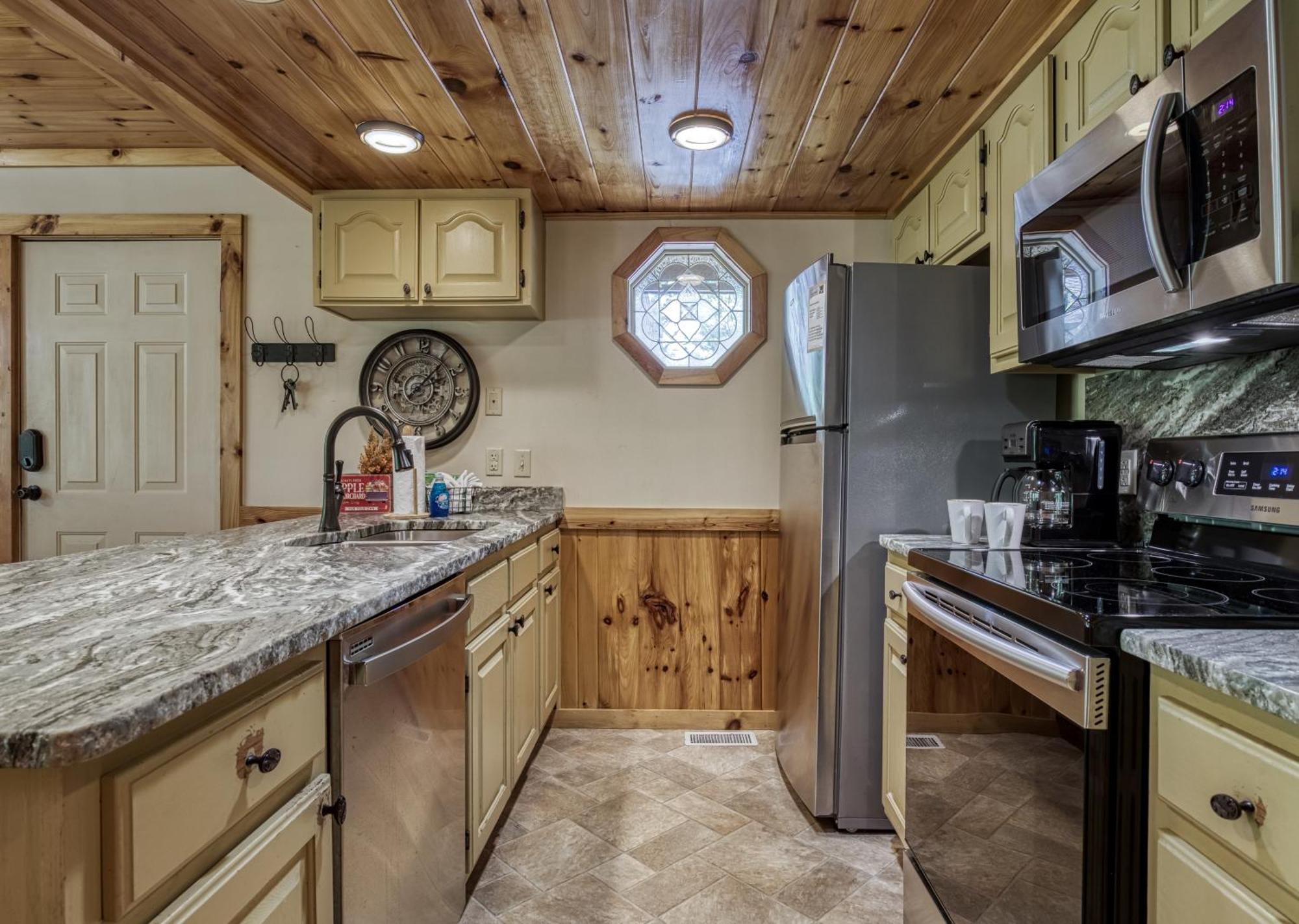 Chalet Treeside Pigeon Forge