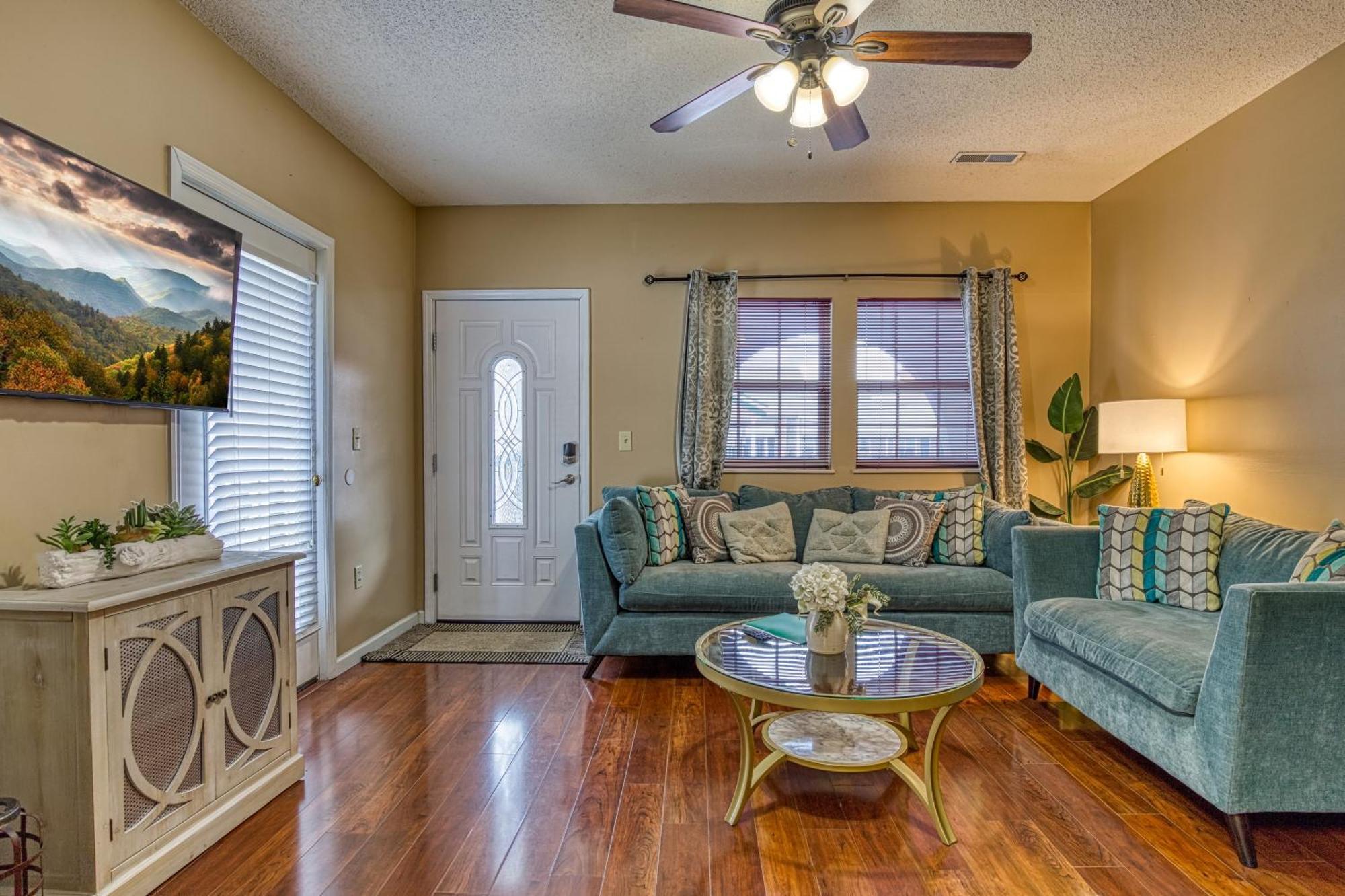 Smoky Mountain Legacy Holiday home