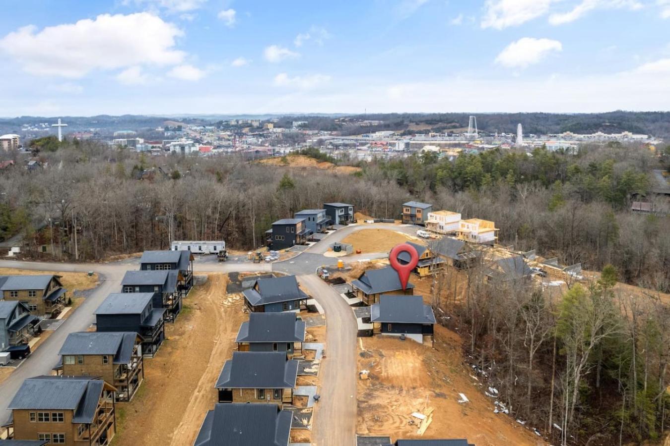 Evergreen Parkway Retreat Views Hot Tub Arcade Holiday home *