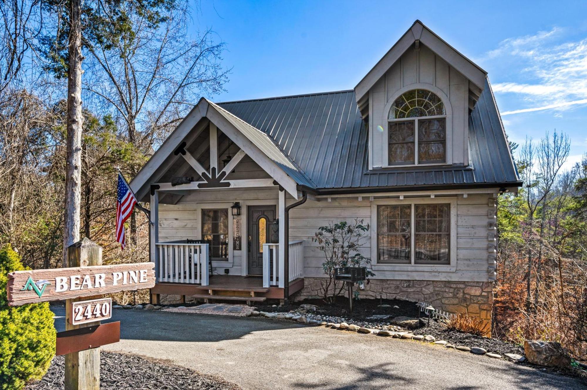 Holiday home Family Friendly, Dollywood, Cal Ripken, Hot Tub Pigeon Forge