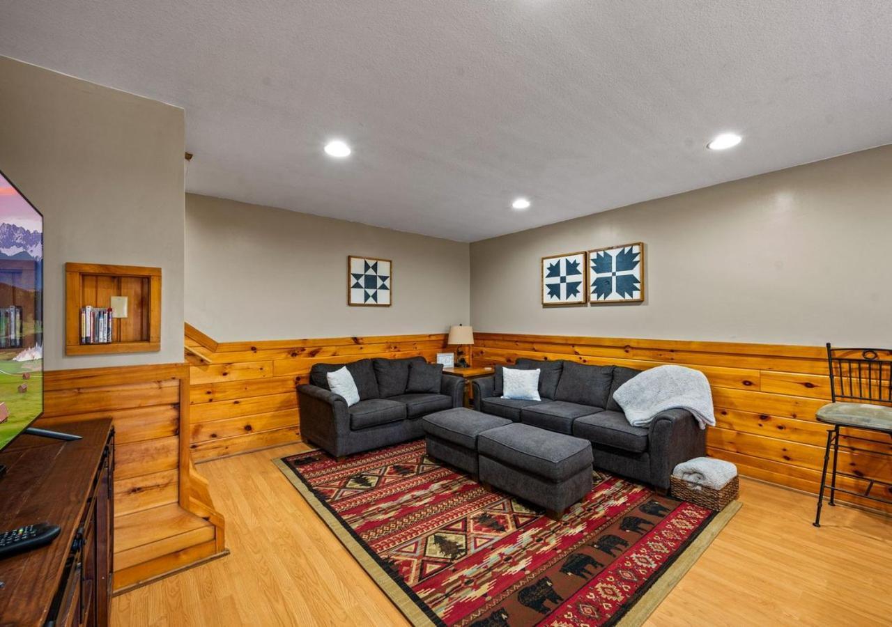 Holiday home Family Friendly, Dollywood, Cal Ripken, Hot Tub Pigeon Forge