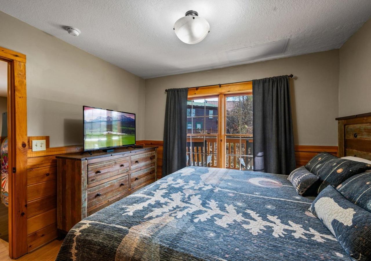 Family Friendly, Dollywood, Cal Ripken, Hot Tub Holiday home Pigeon Forge