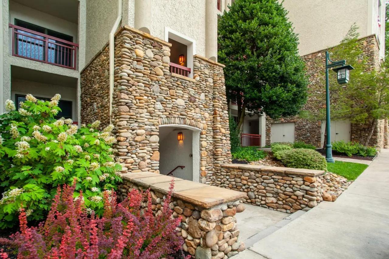 Holiday home Parkway Romance #247