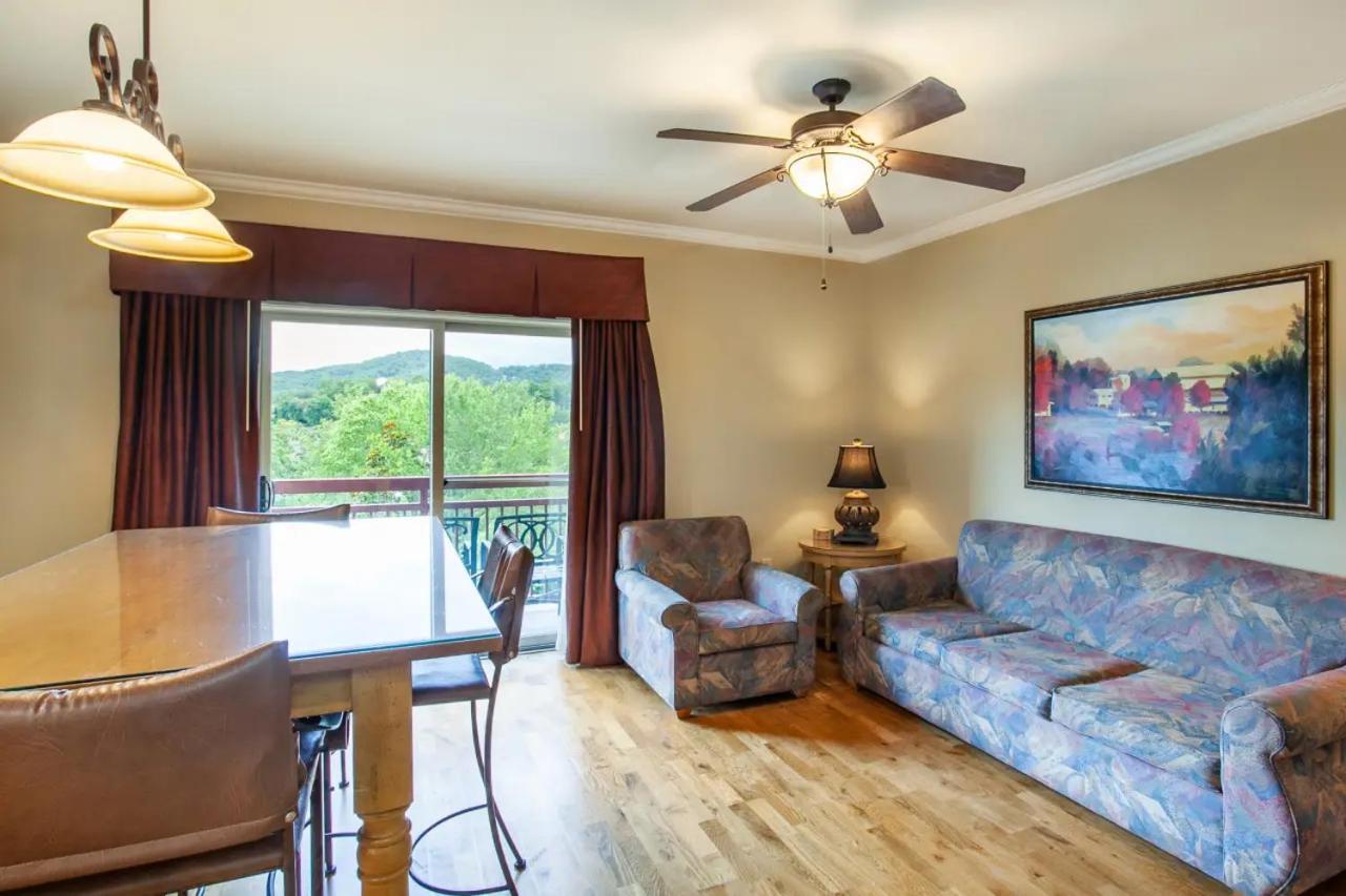 Holiday home Parkway Romance #247