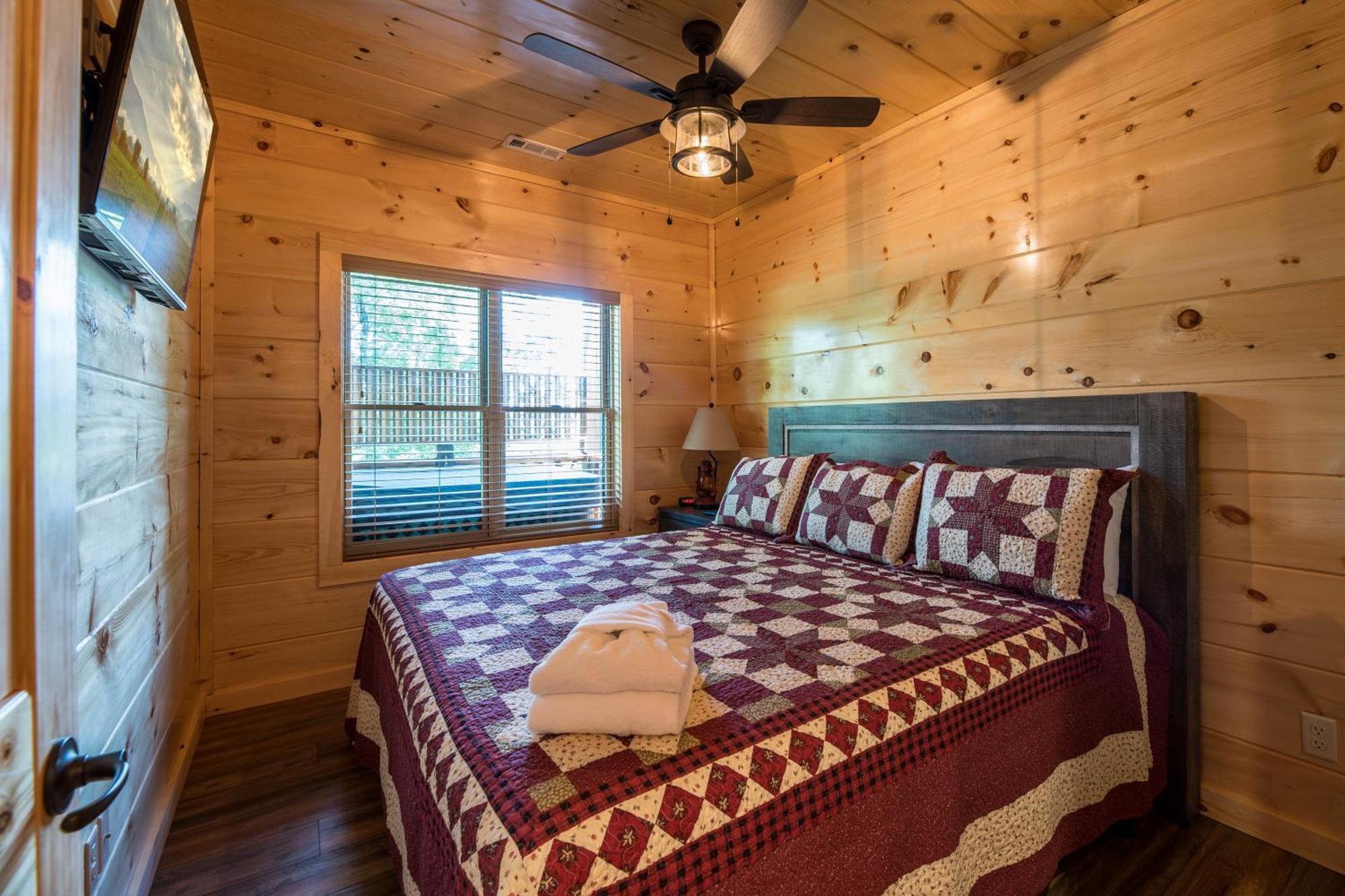 The Bear Club Campsite Pigeon Forge