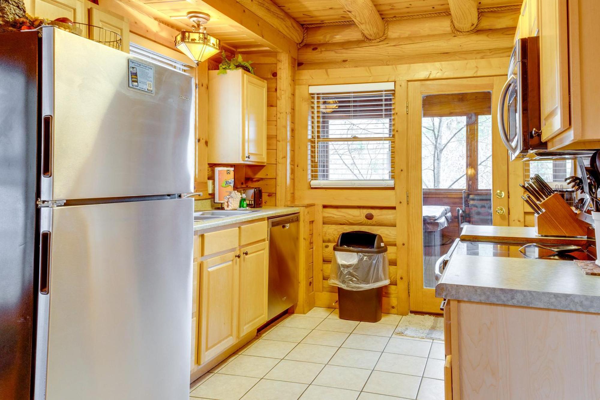 Vacation 1 Mi To Dollywood Holiday home