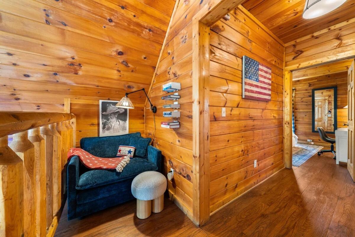 5br5ba With Game, Fire Pit, Hot Tub Holiday home