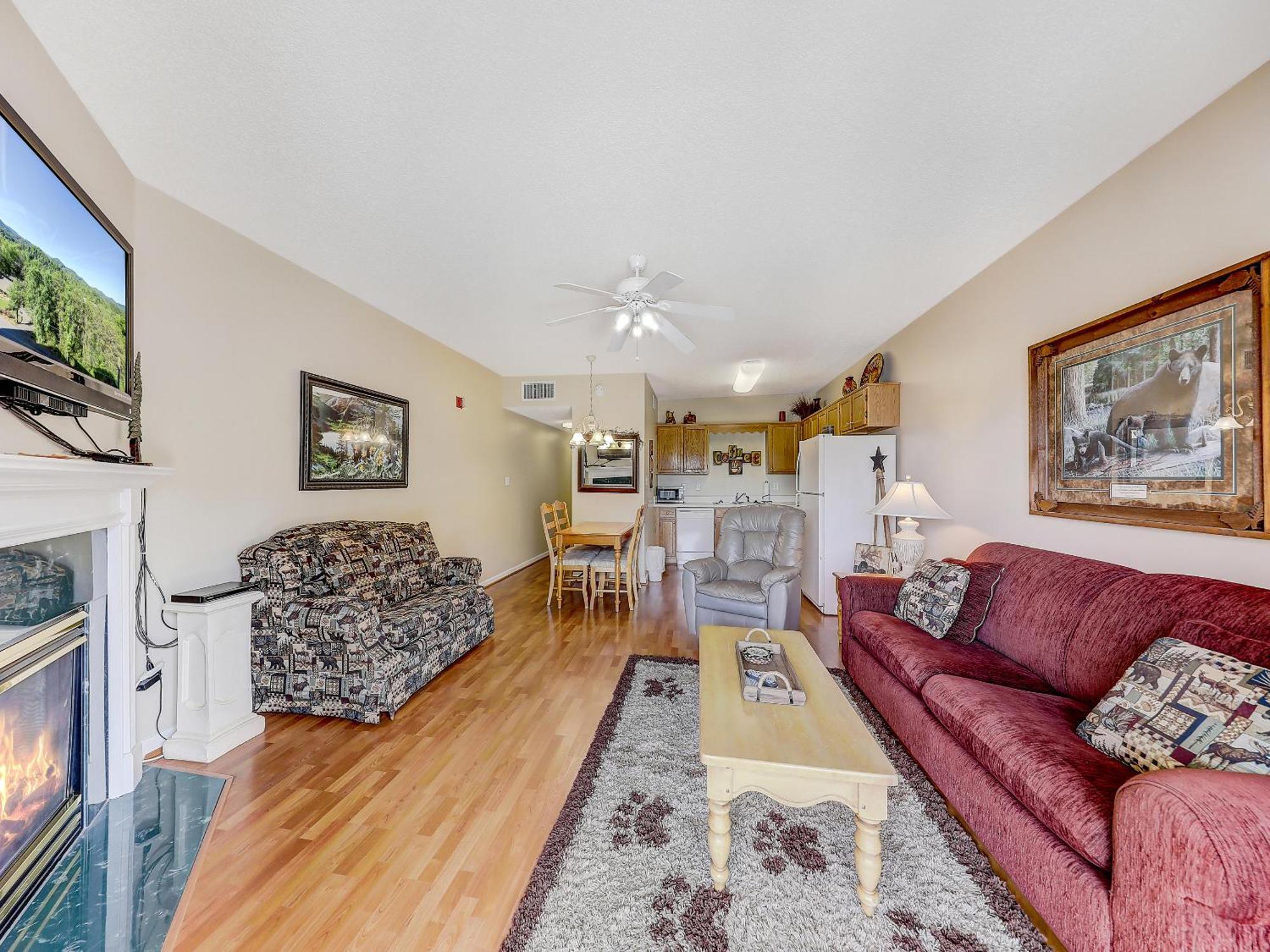 Lazy Bear Whispering Pines 111 Apartment