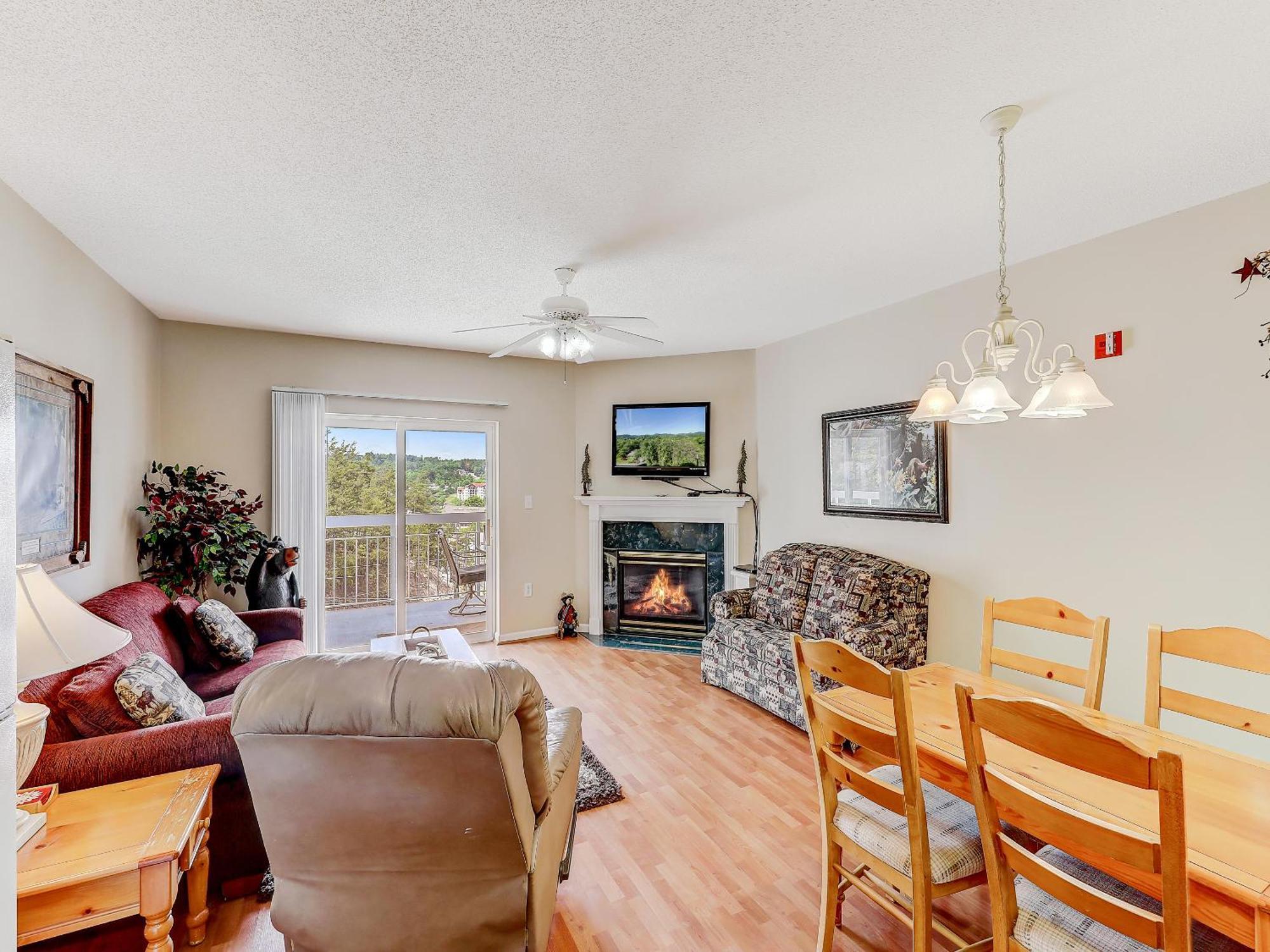 Apartment Lazy Bear Whispering Pines 111