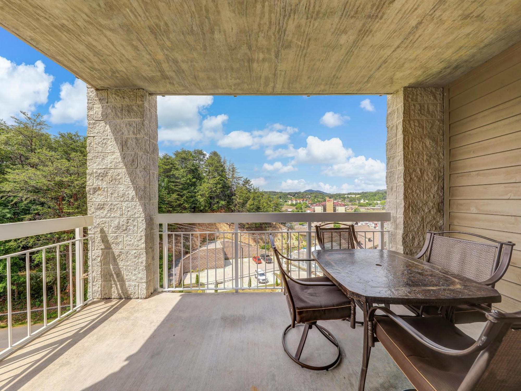 Lazy Bear Whispering Pines 111 Apartment *