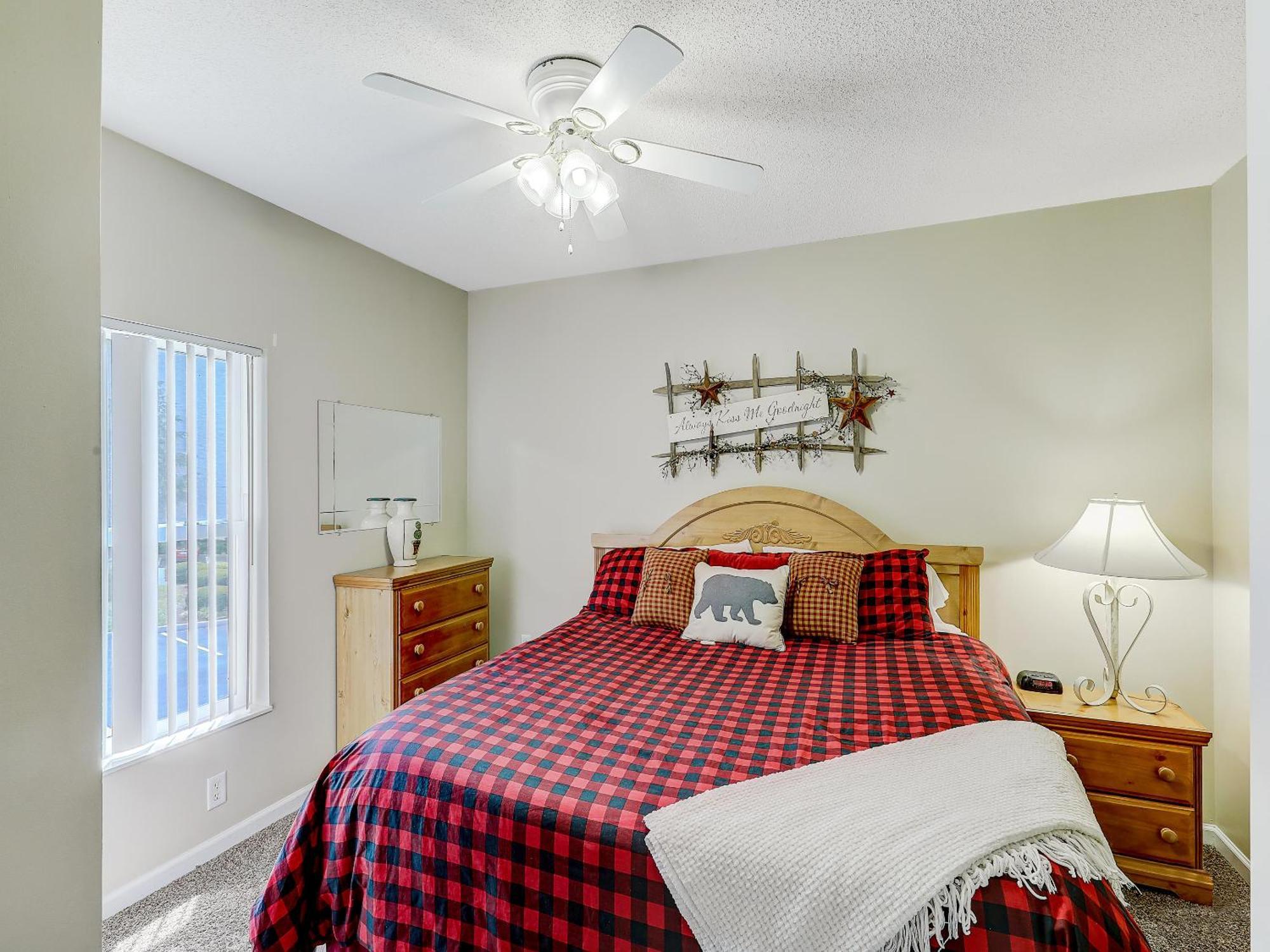 Lazy Bear Whispering Pines 111 Pigeon Forge