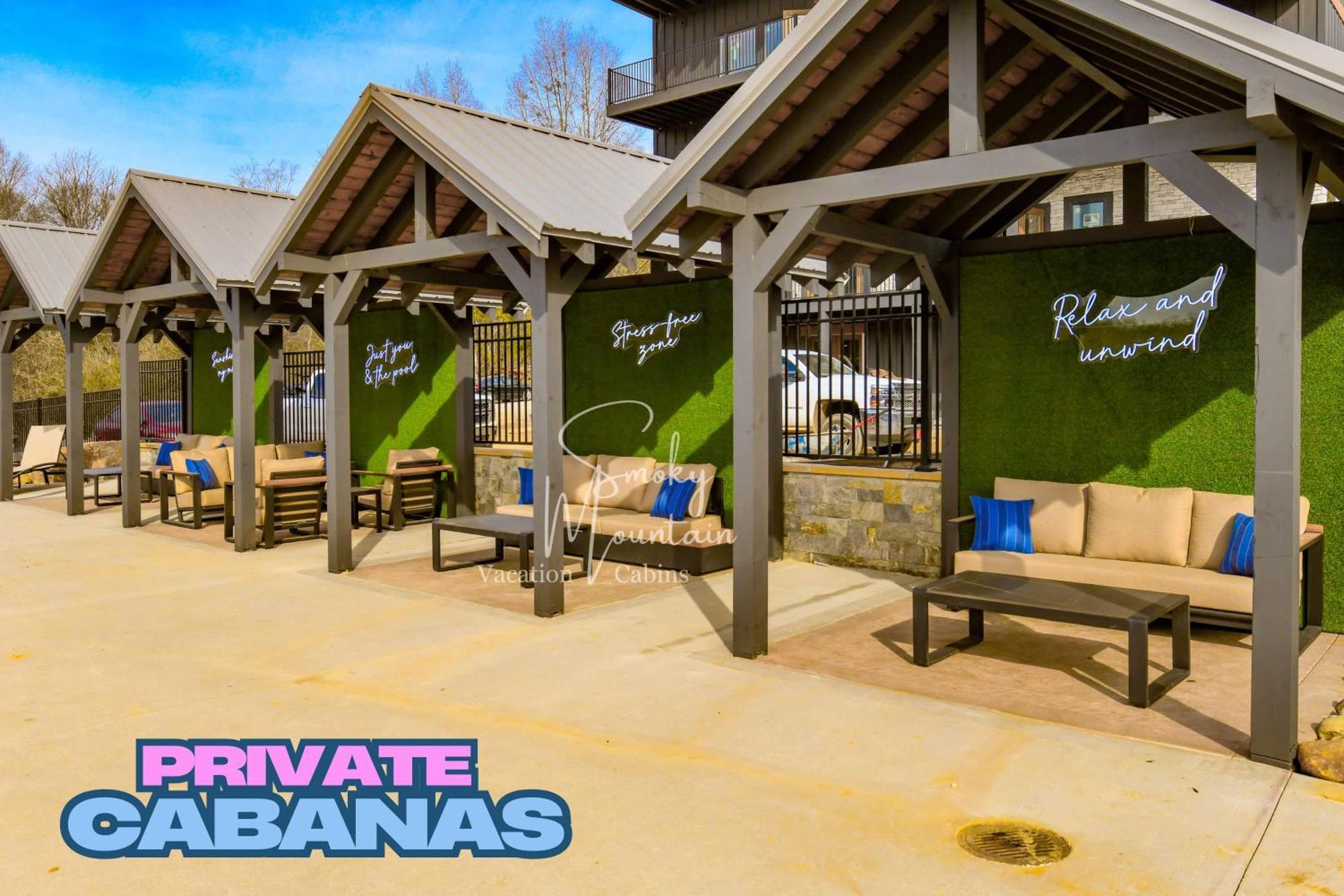 Smith Creek - 5 Bedrooms 20 Guest - Indoor Pool - Amenities Pigeon Forge