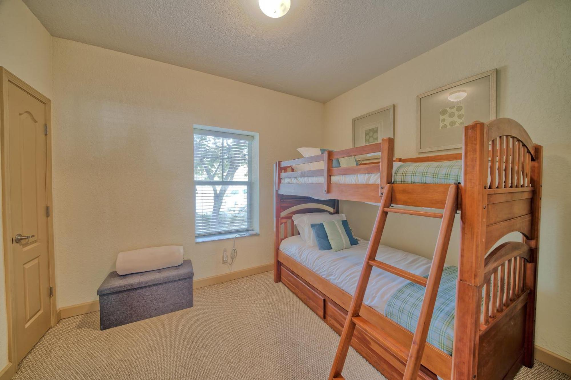 Mountain Escape Apartment *