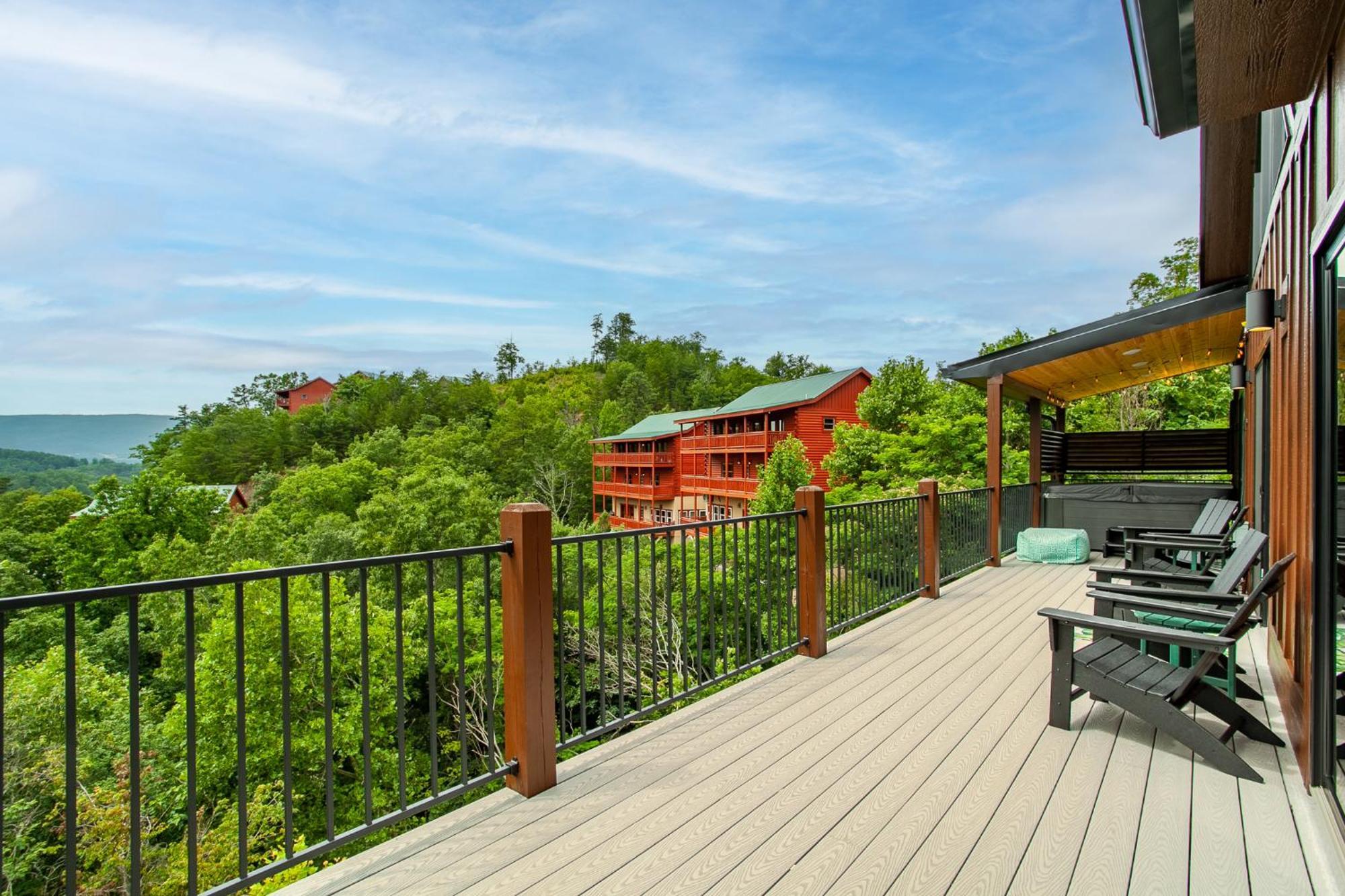 Holiday home Bearly Haus -views, Hot Tub, Pool & Xbox! *