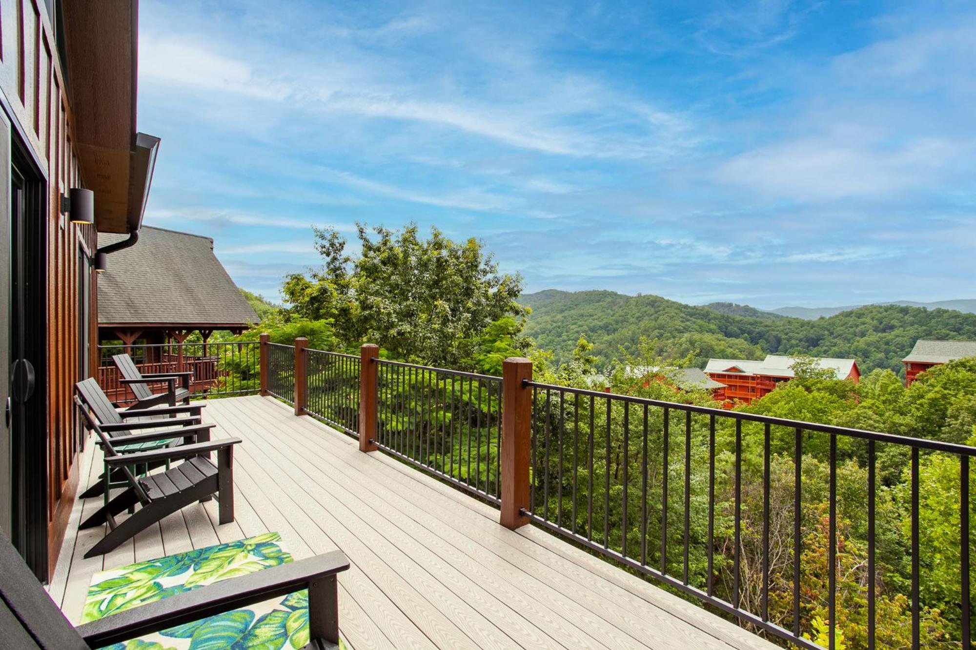 Holiday home Bearly Haus -views, Hot Tub, Pool & Xbox!