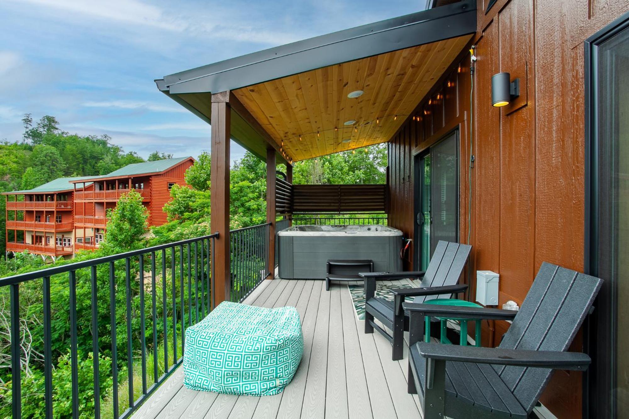 Holiday home Bearly Haus -views, Hot Tub, Pool & Xbox! *