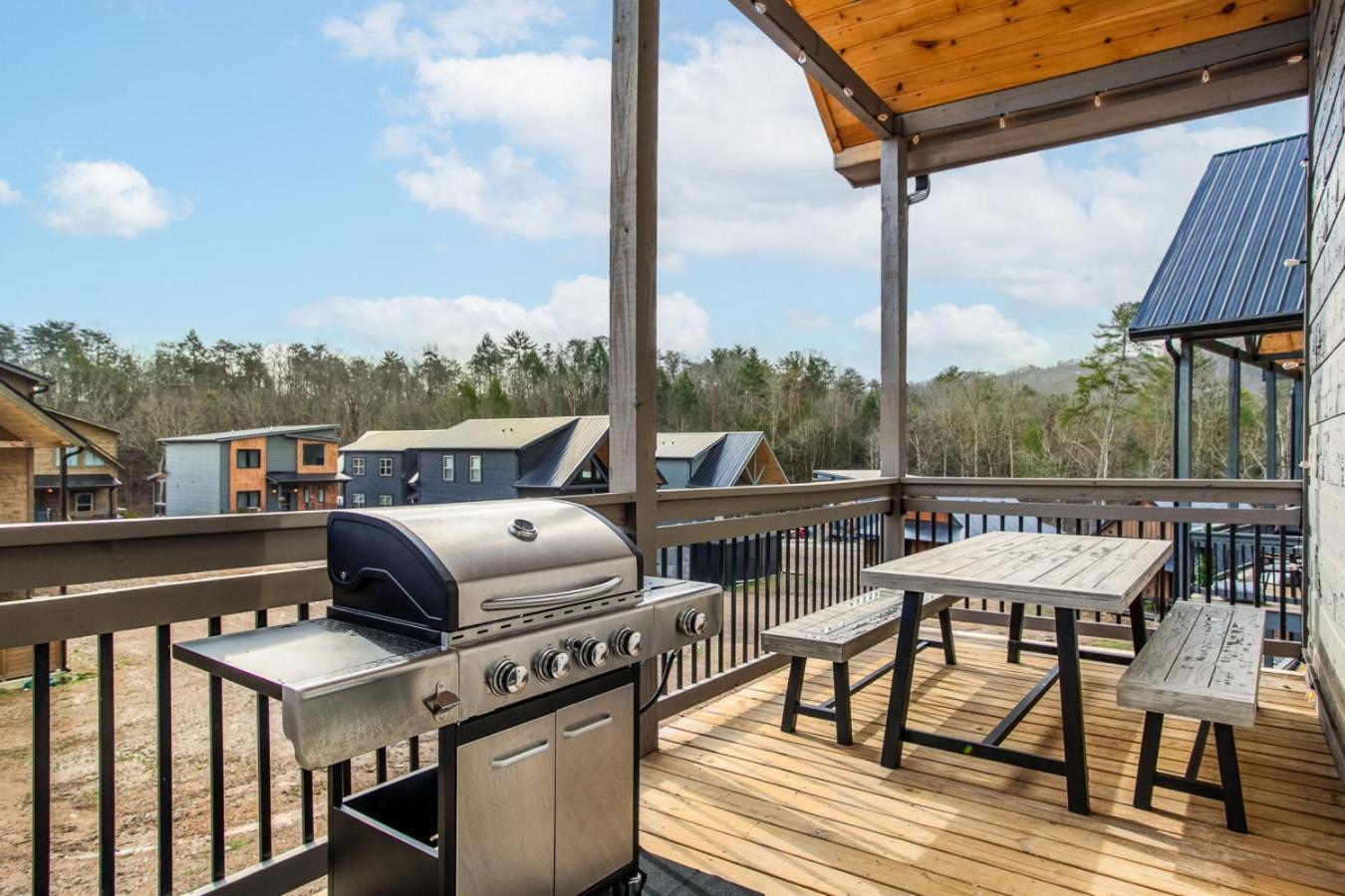 Holiday home Twilight Mist Getaway Pool Hot Tub Game Pigeon Forge