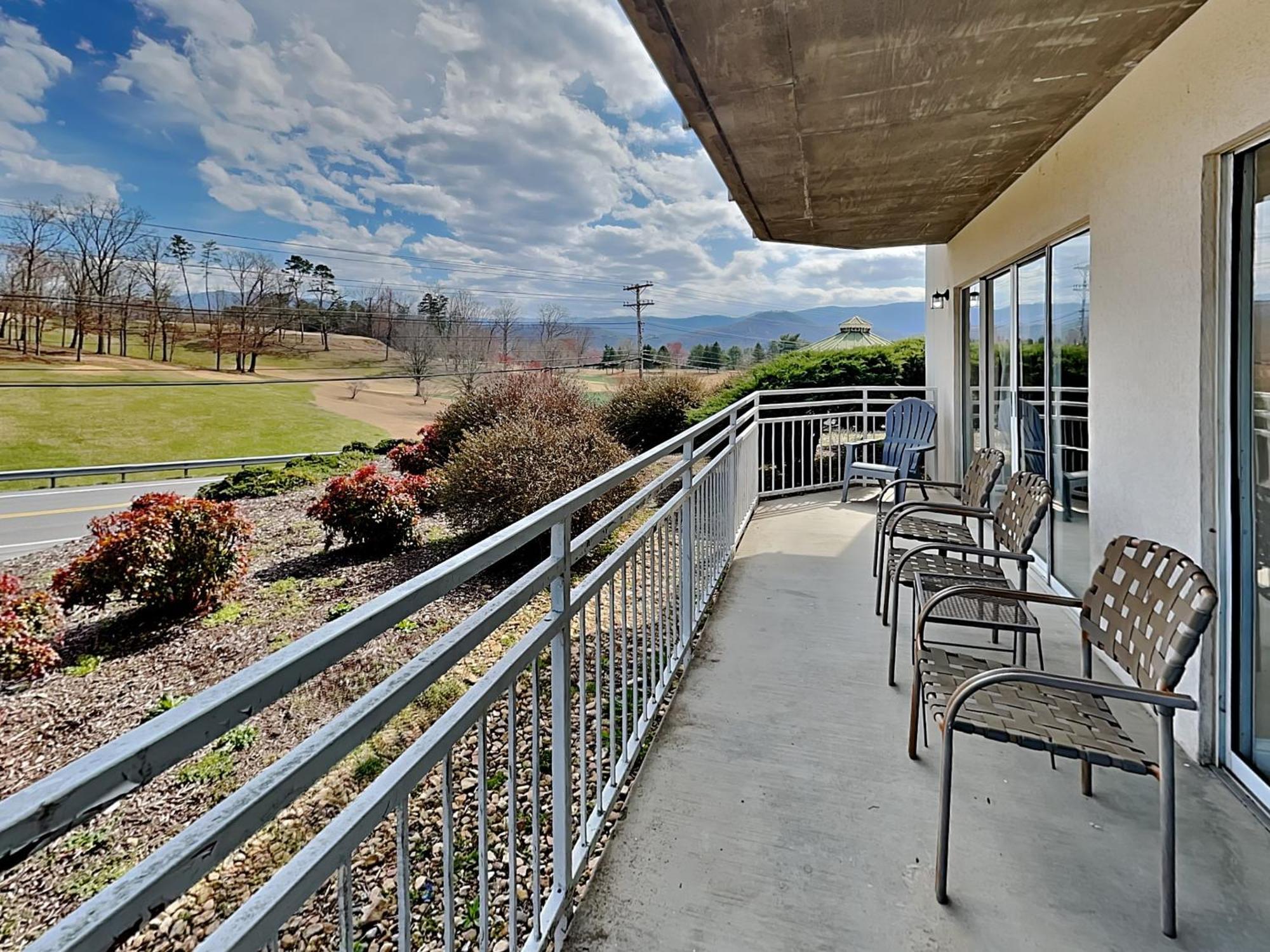 Apartment Golf Vista 111 Pigeon Forge