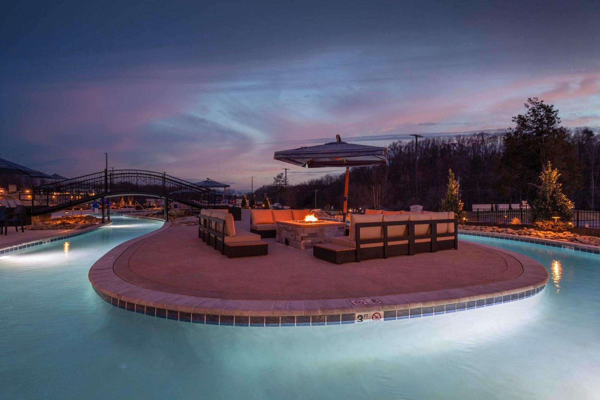 Sleep 27 Guests In New Home! * Pigeon Forge