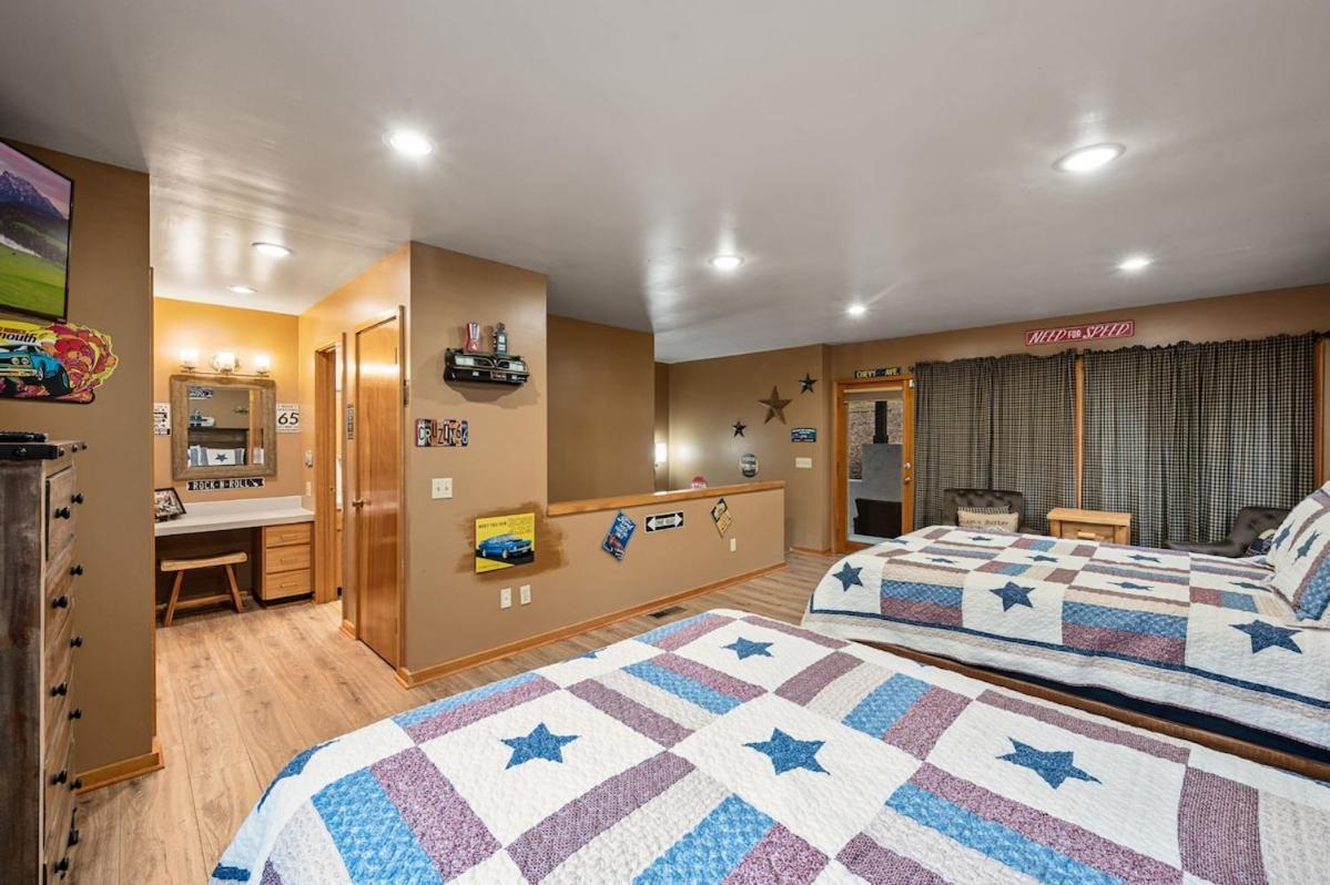 Holiday home Lux,hottub,game Room,central Location,mountain View
