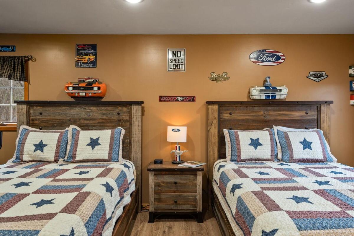 Holiday home Lux,hottub,game Room,central Location,mountain View