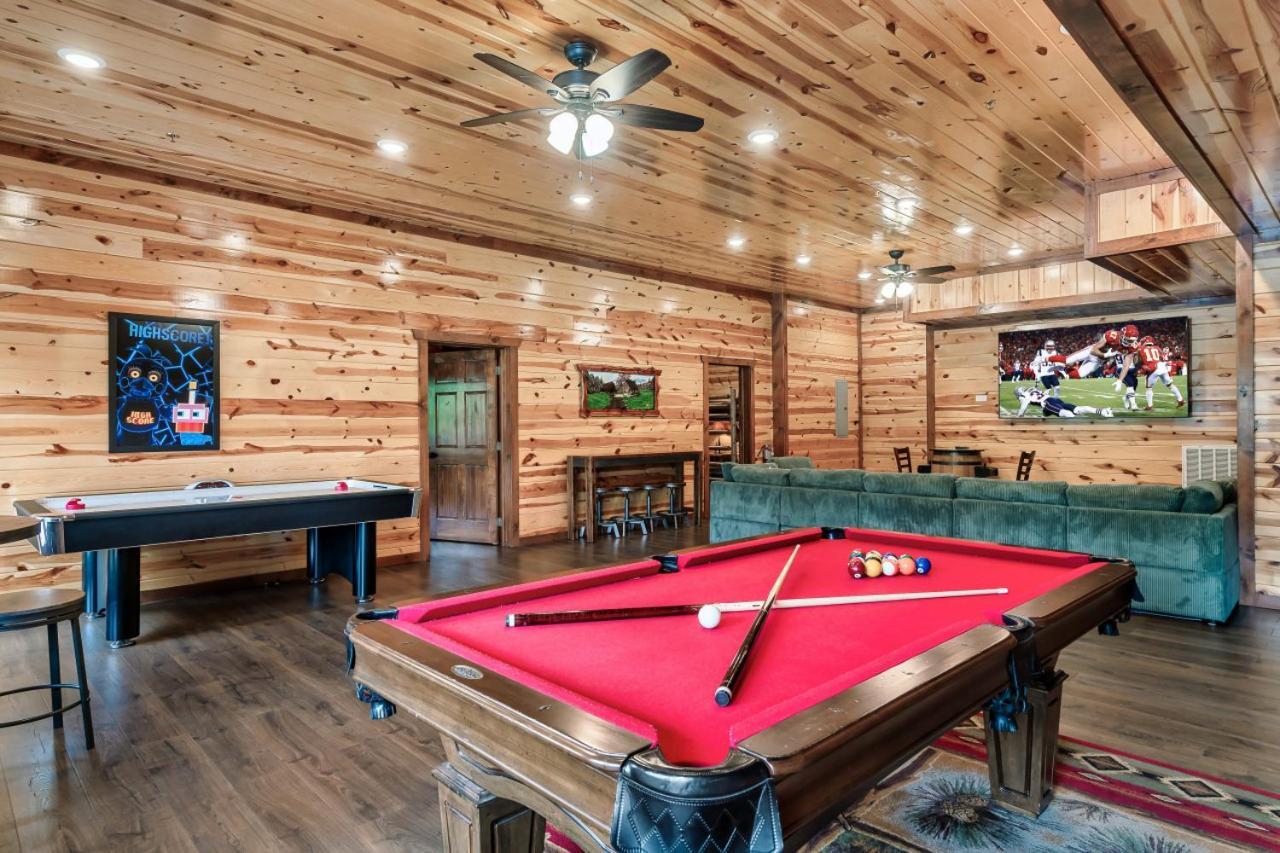Mountaineer House Pigeon Forge