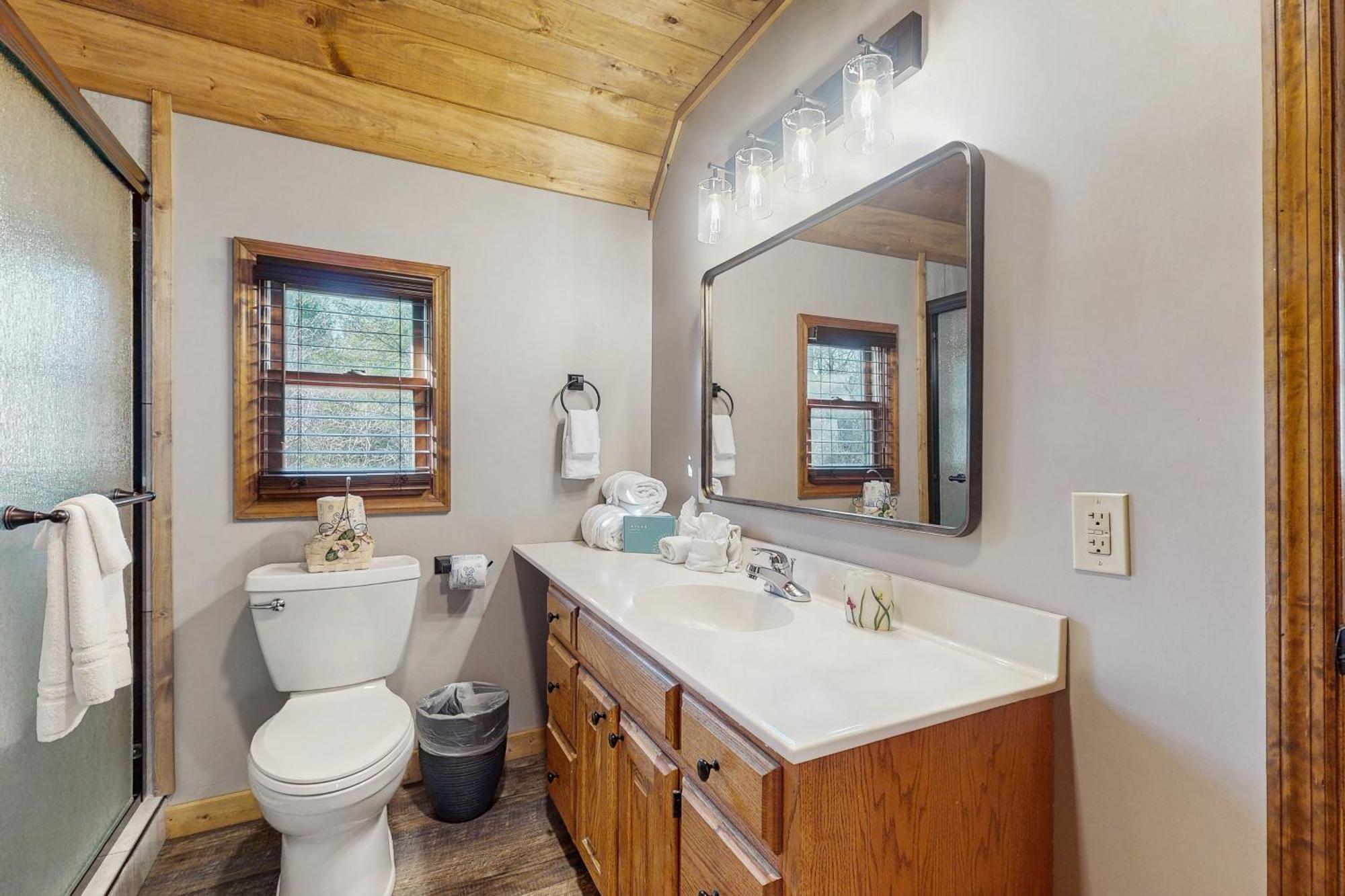 Holiday home Sanctuary Pigeon Forge