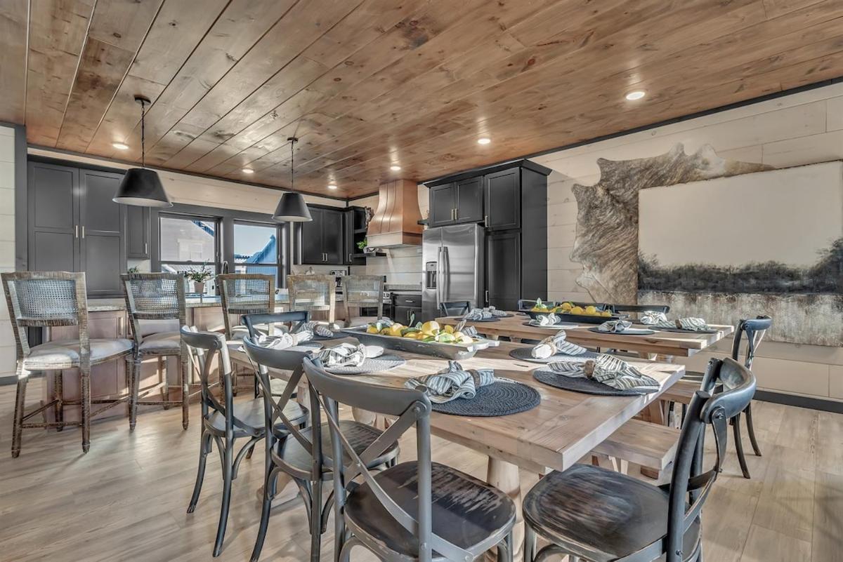 Smith Creek Lux By Luxstayusa * Pigeon Forge