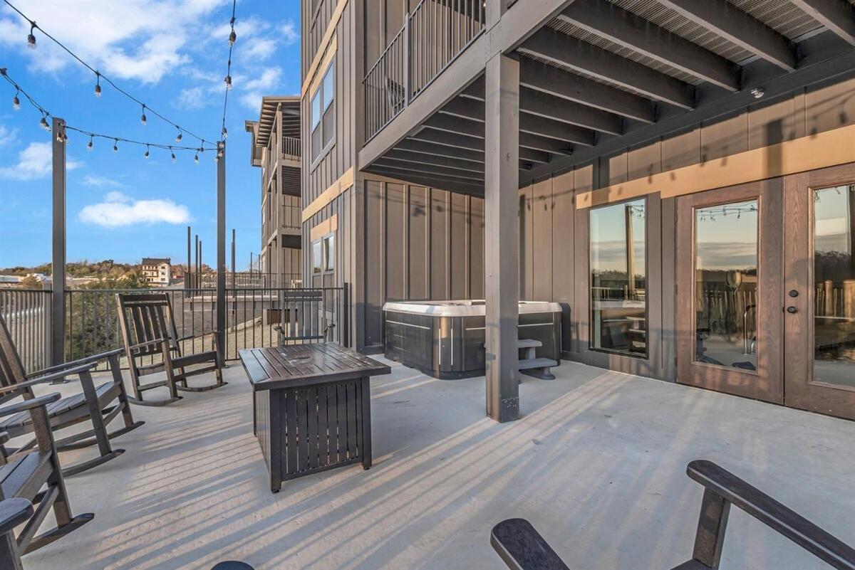 Smith Creek Lux By Luxstayusa * Pigeon Forge