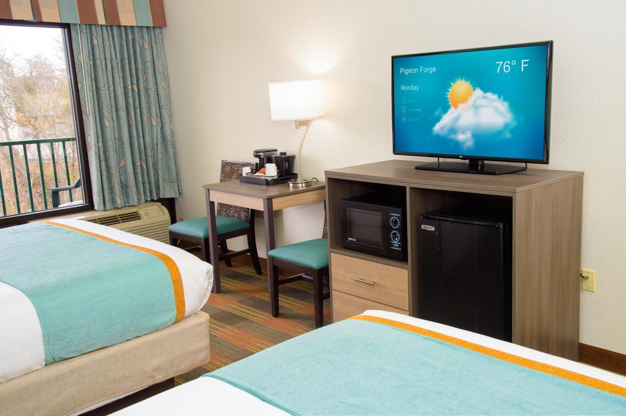 Pigeon River Hotel