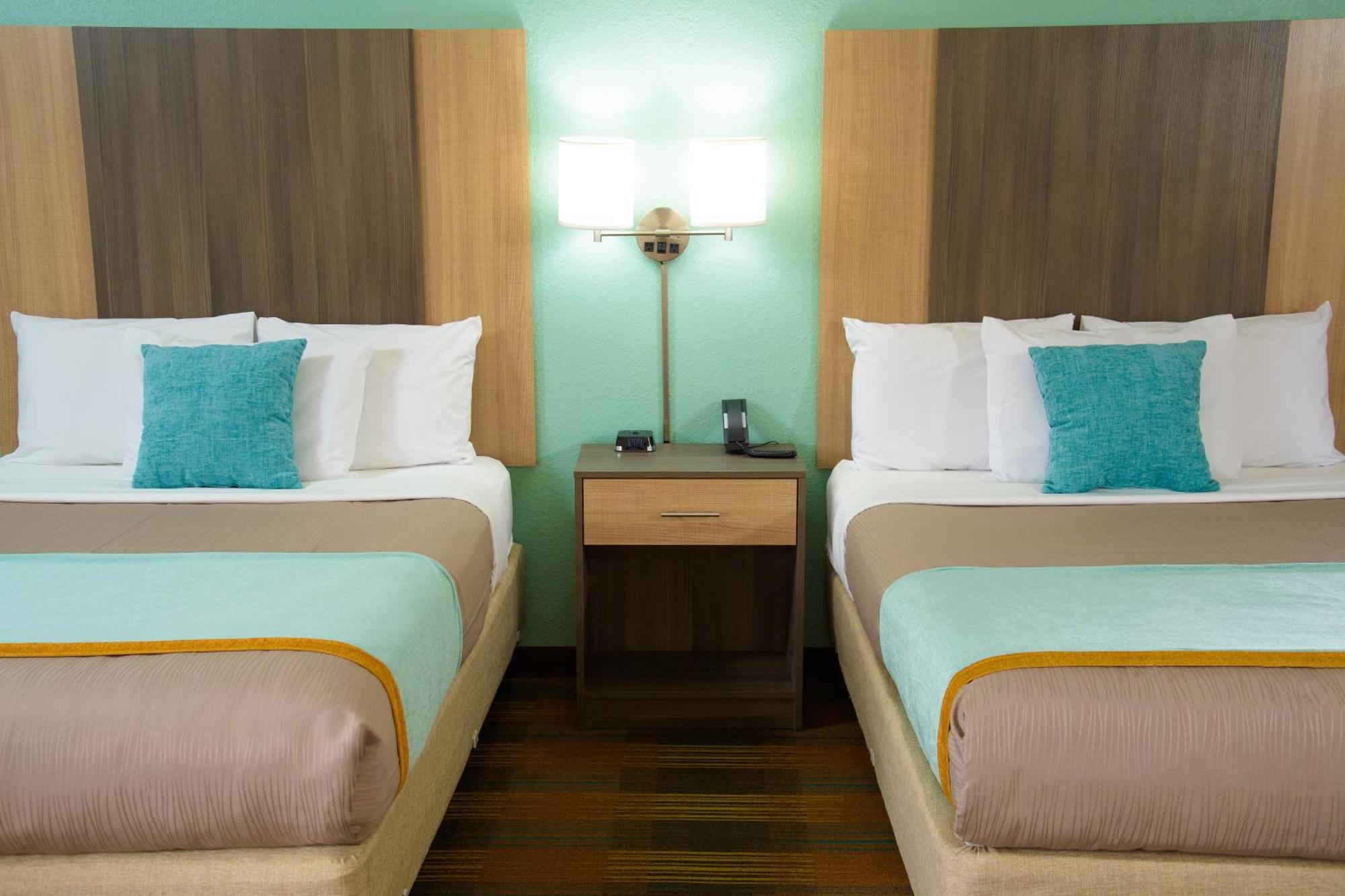 Hotel Pigeon River Pigeon Forge
