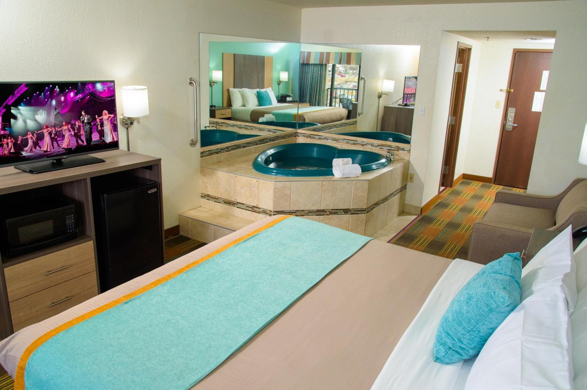 Hotel Pigeon River