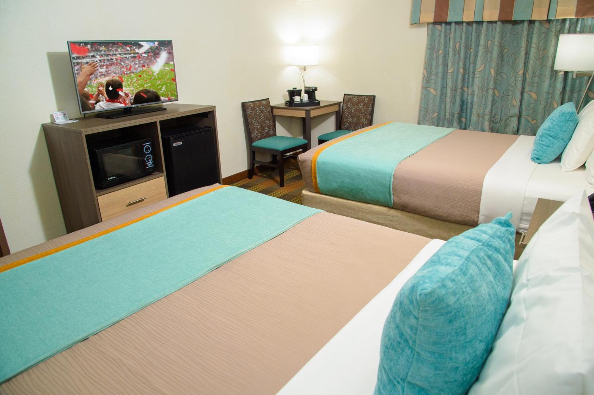 Hotel Pigeon River