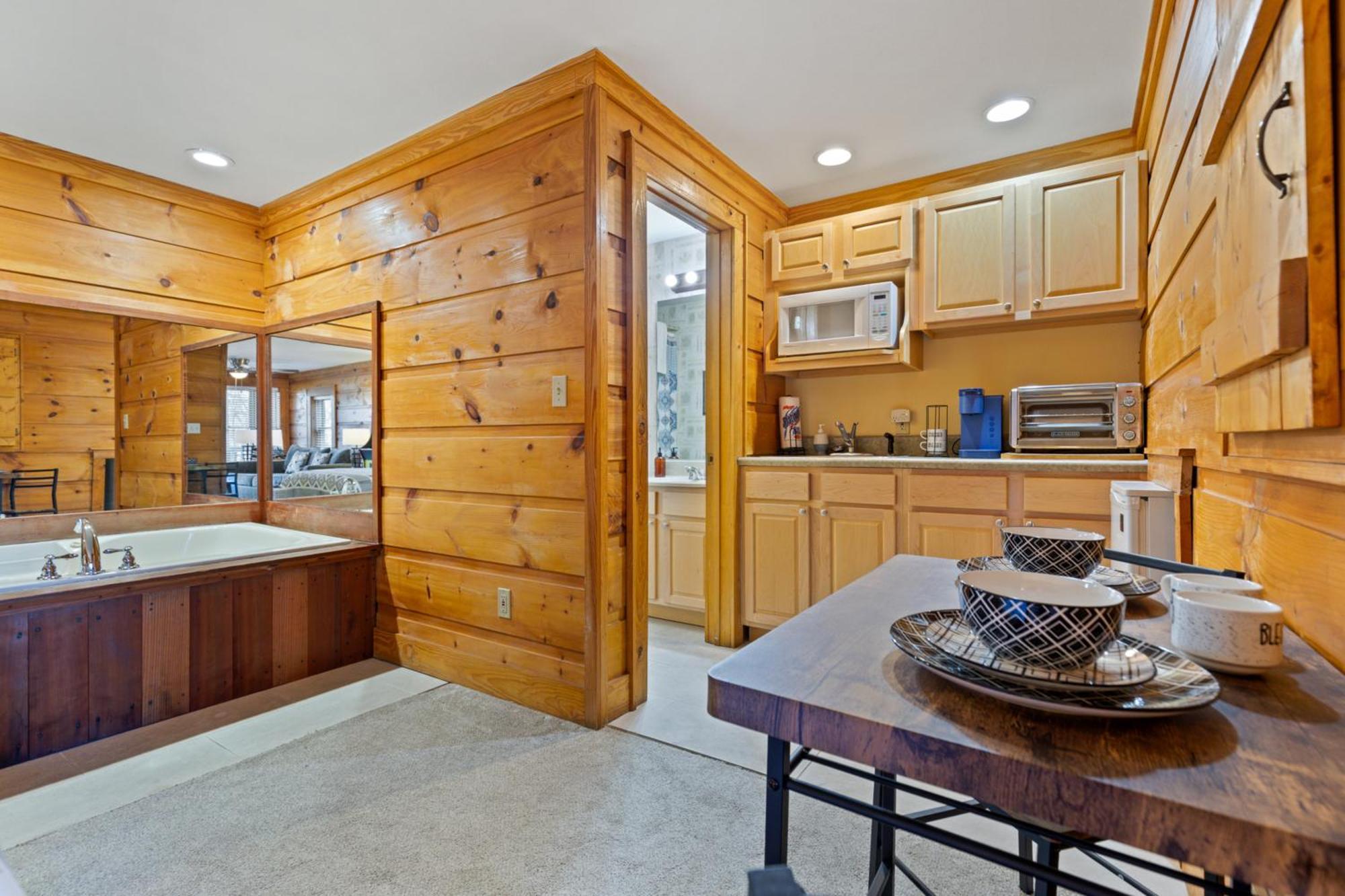 Apartment At Dollywood Lane