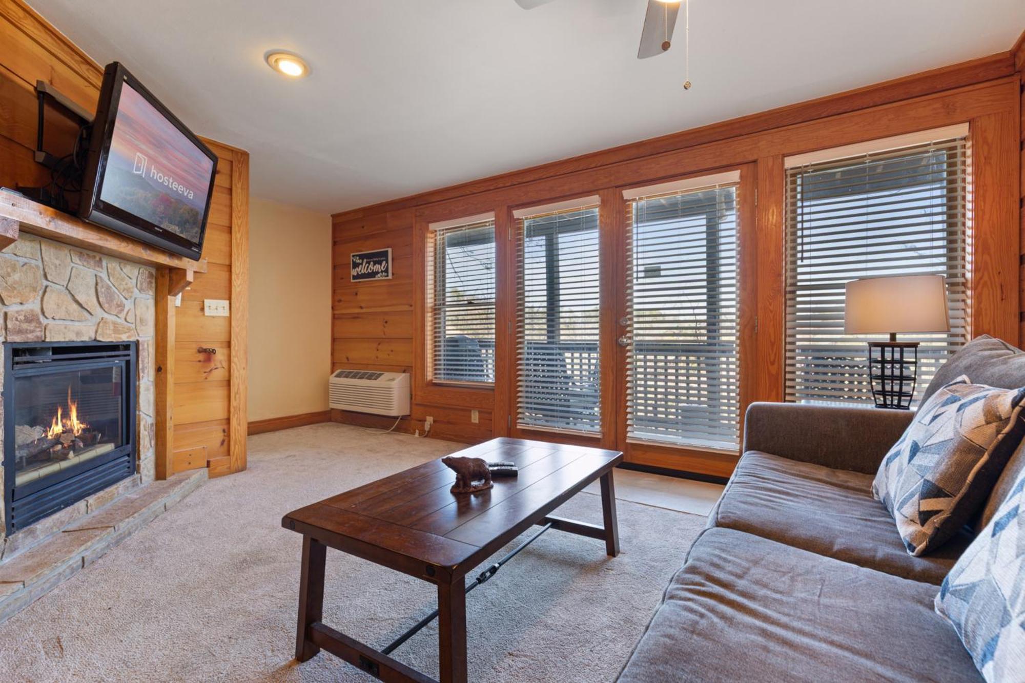 At Dollywood Lane Apartment
