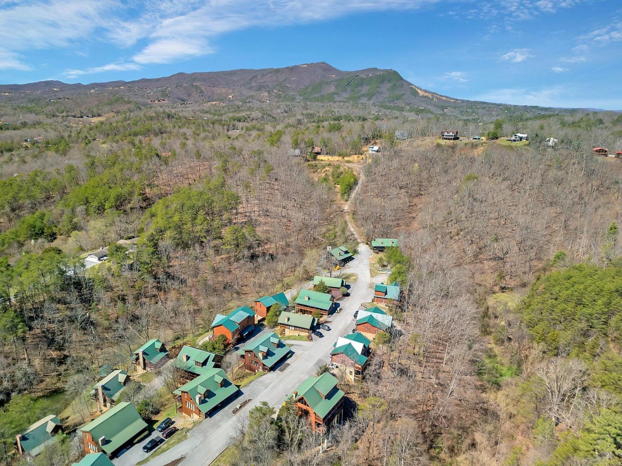 Ern821 - Tranquil Times Pigeon Forge