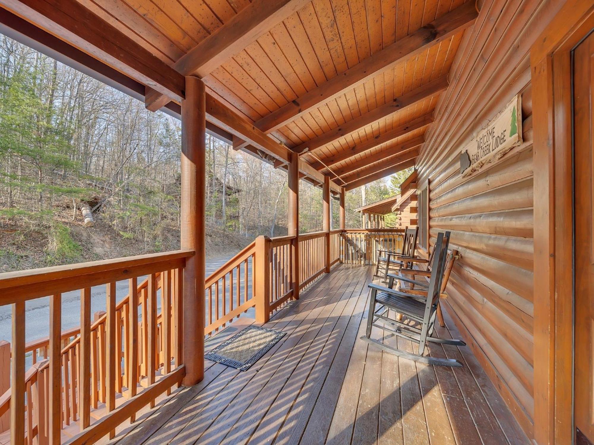 Er233 - Bear Creek * Pigeon Forge